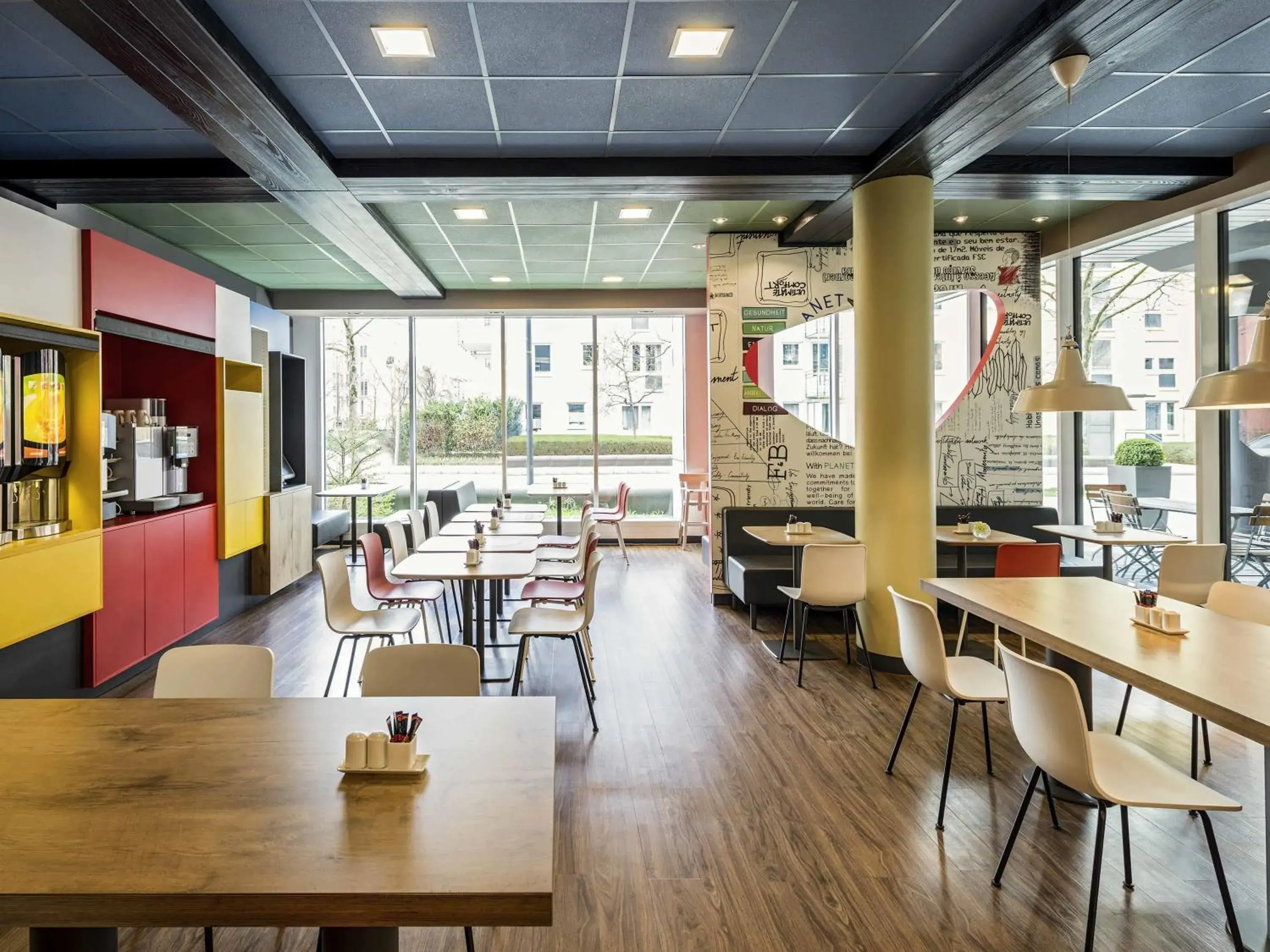 Breakfast in ibis München Parkstadt Schwabing Breakfast in ibis München Parkstadt Schwabing