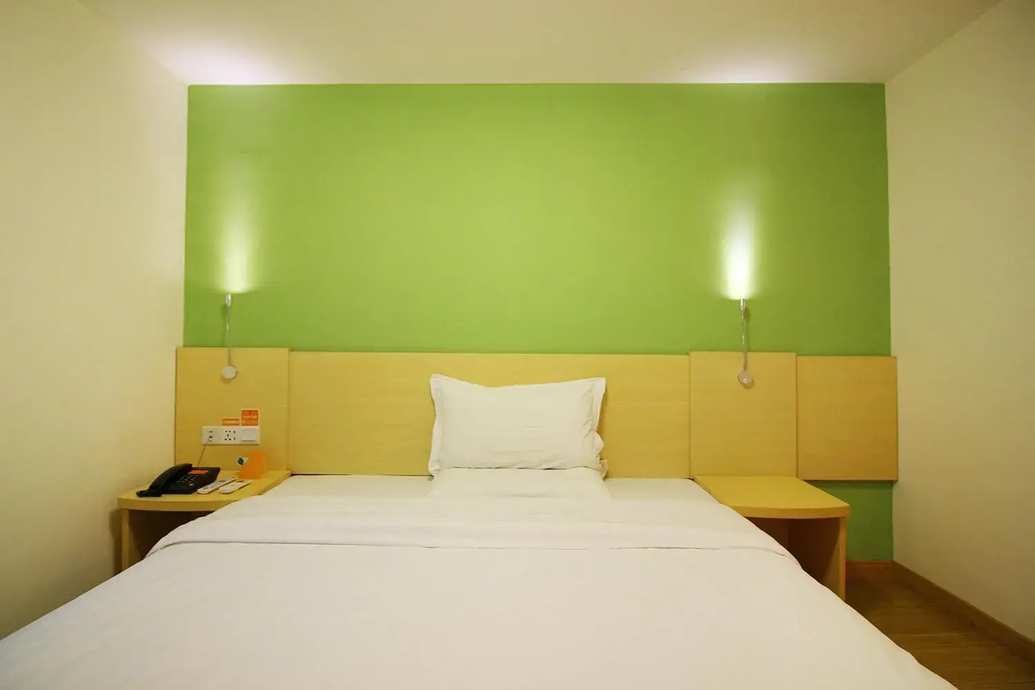 Bed in 7Days Inn Zhuhai Doumen district government pedestrian street Bed in 7Days Inn Zhuhai Doumen district government pedestrian street