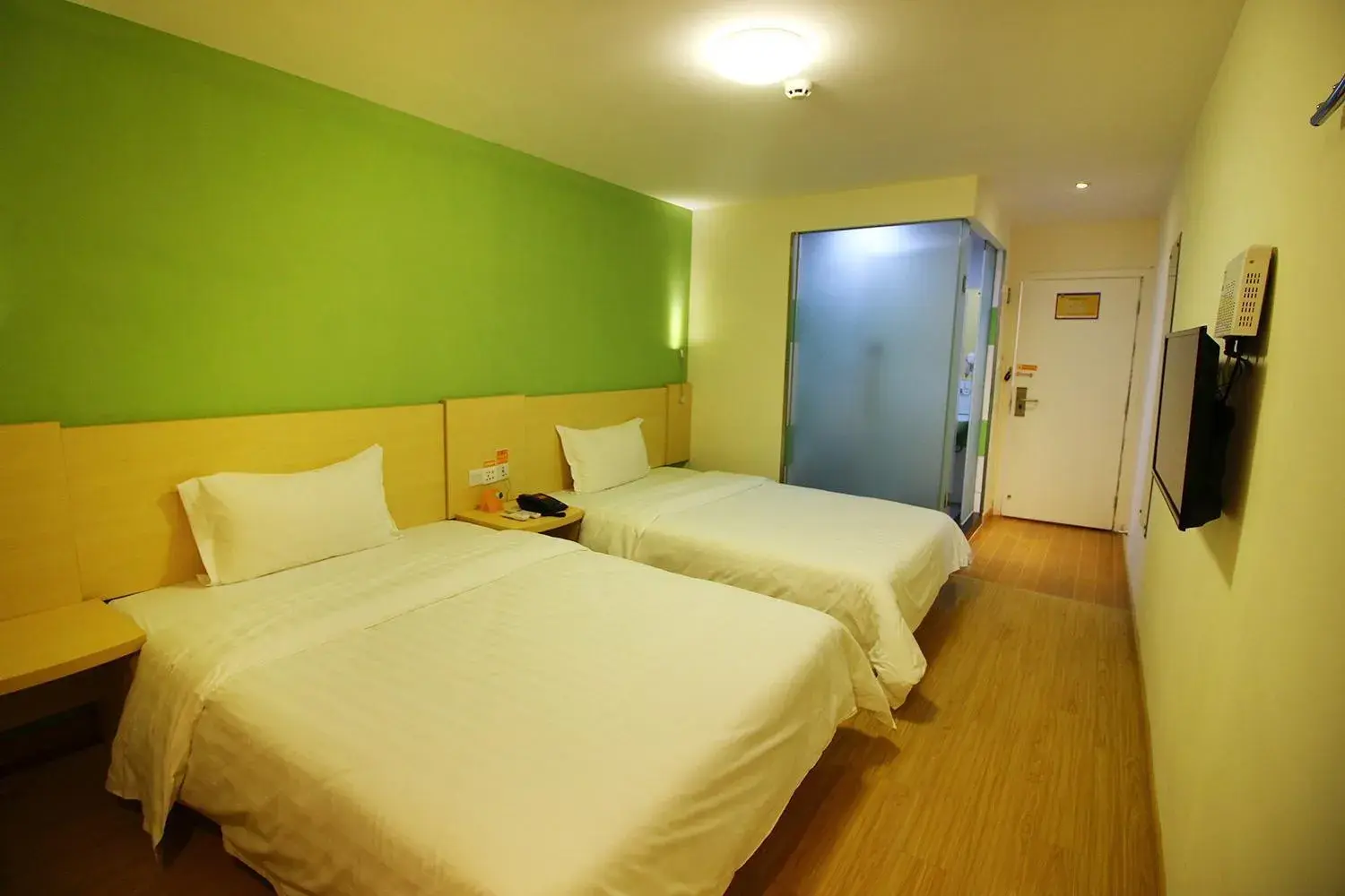 Bed in 7Days Inn Zhuhai Doumen district government pedestrian street Bed in 7Days Inn Zhuhai Doumen district government pedestrian street