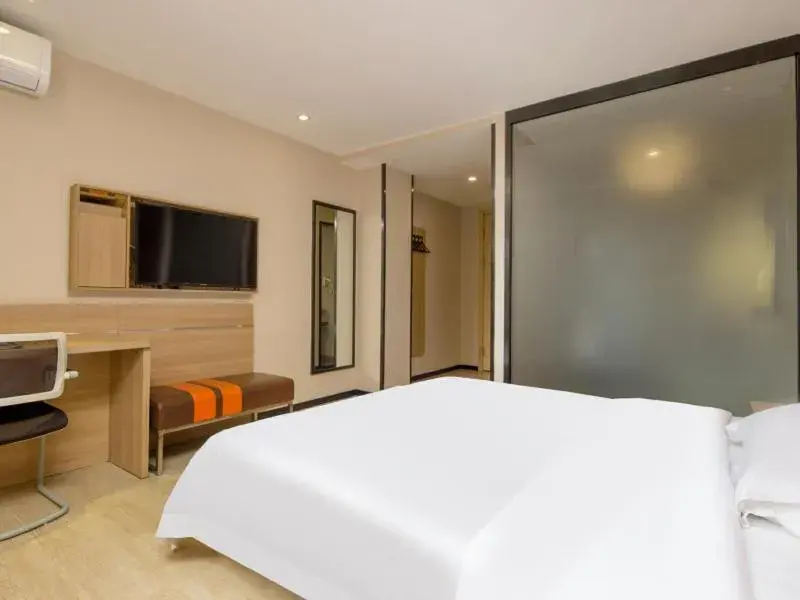 Bed in 7Days Premium Shenzhen Longgang Dayun Metro Station Bed in 7Days Premium Shenzhen Longgang Dayun Metro Station