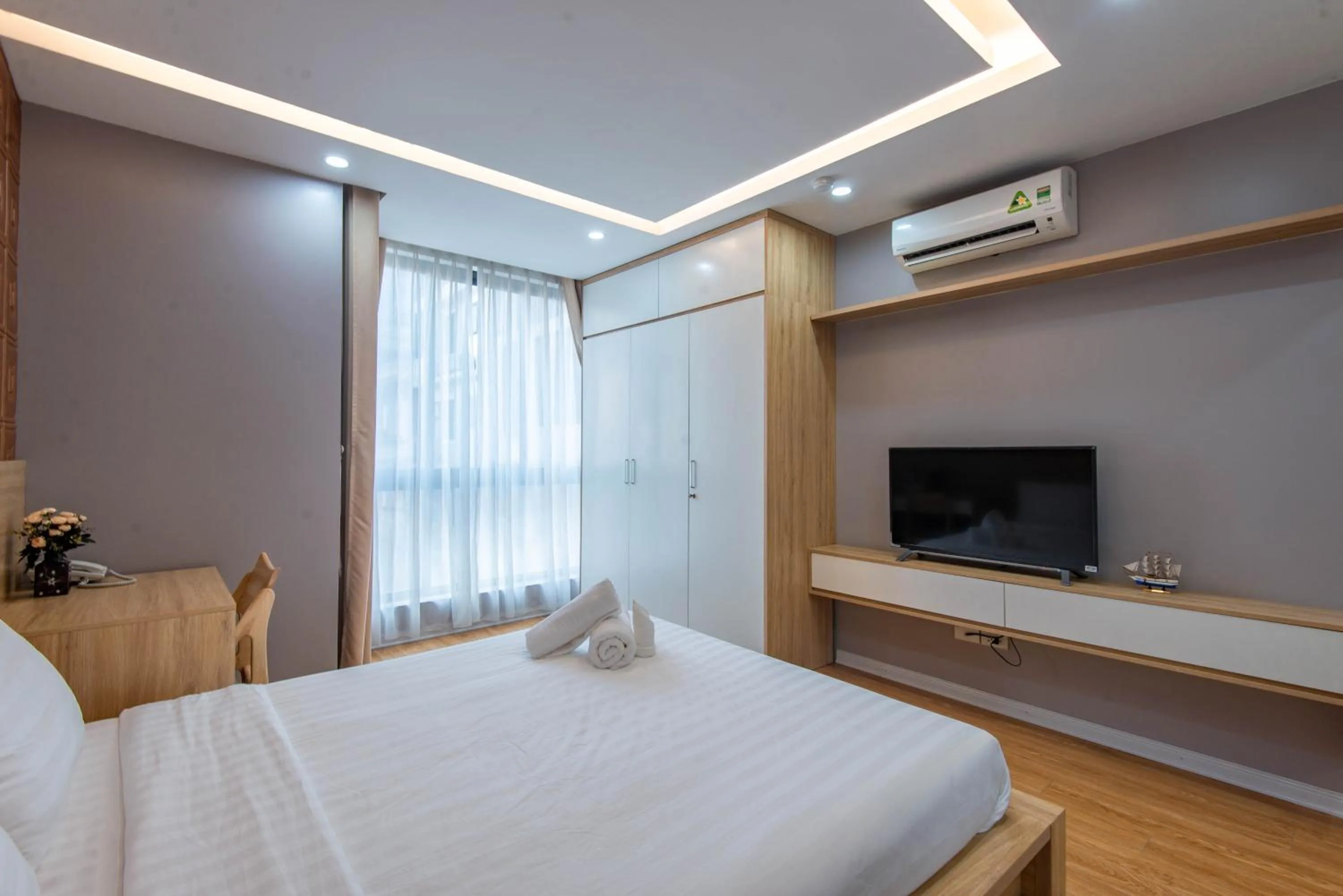 Communal lounge/ TV room, Bed in 22housing Linh Lang Hotel & Residence