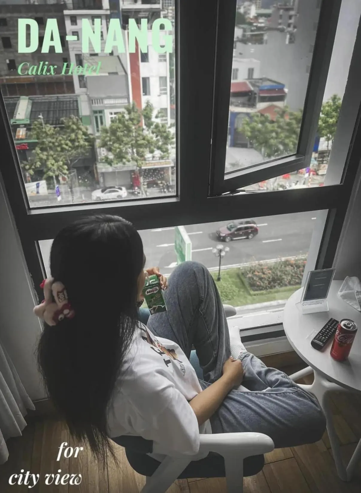 Seating area in Calix Hotel