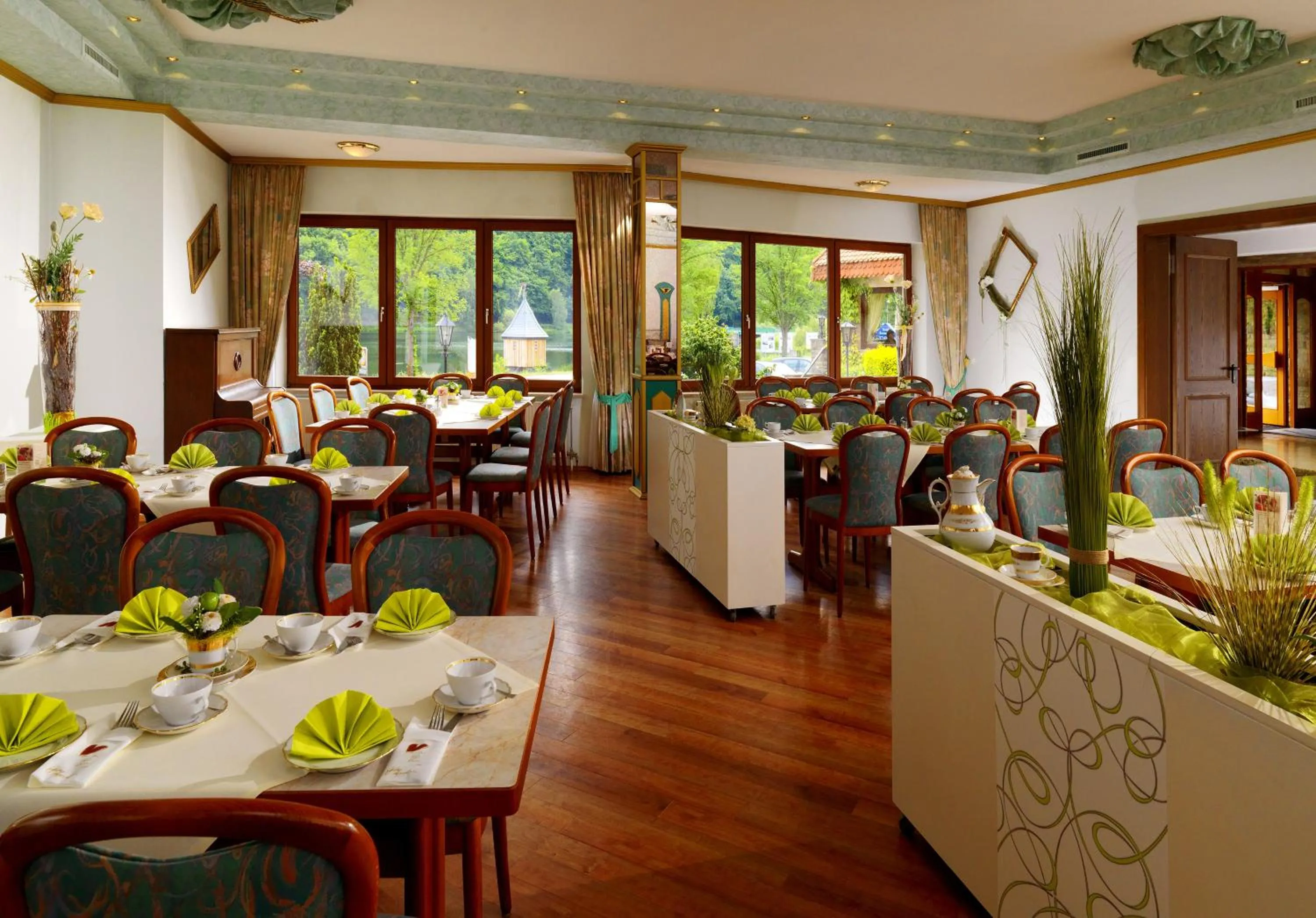Buffet breakfast in Flair Hotel Werbetal