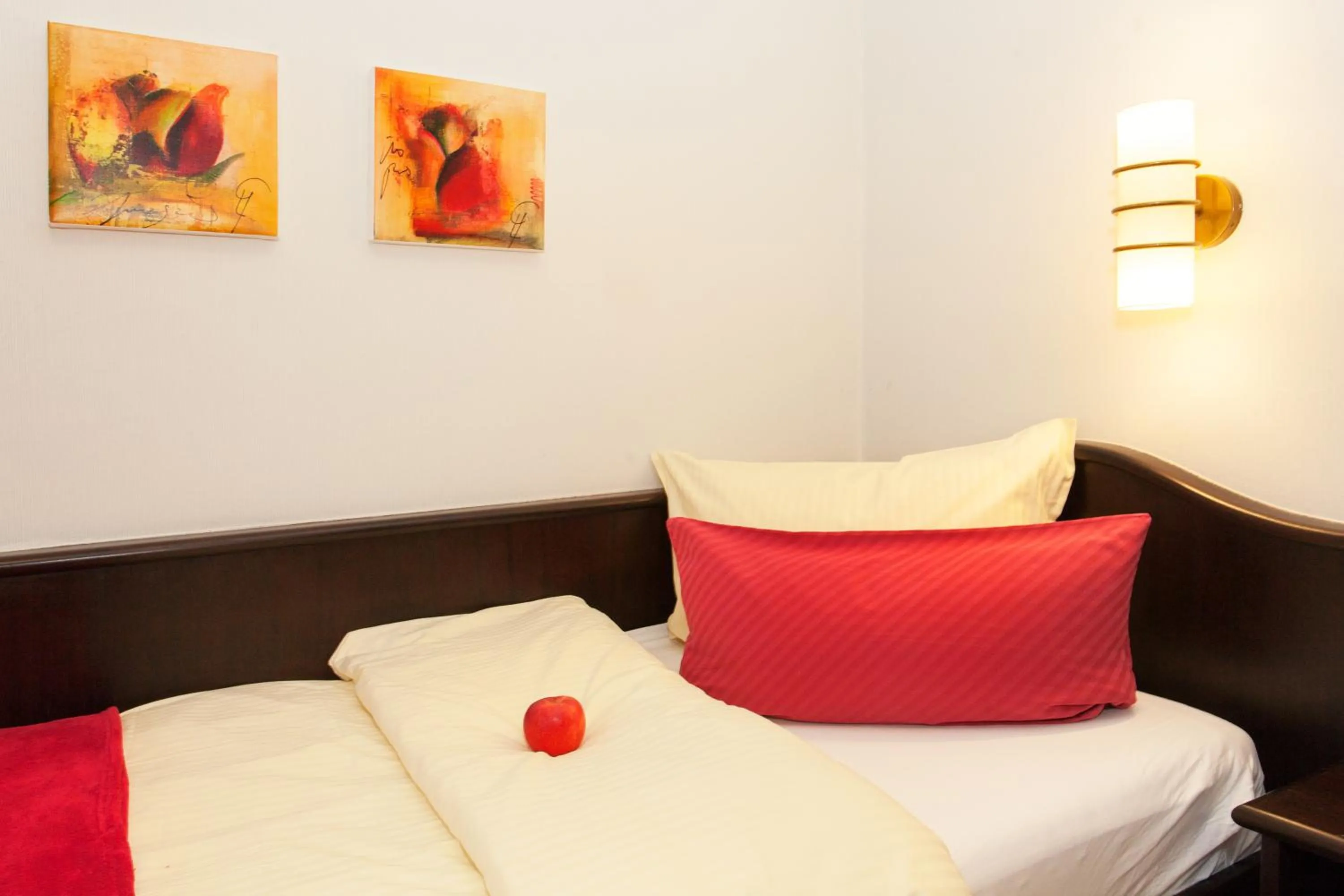 Decorative detail, Bed in Flair Hotel Werbetal