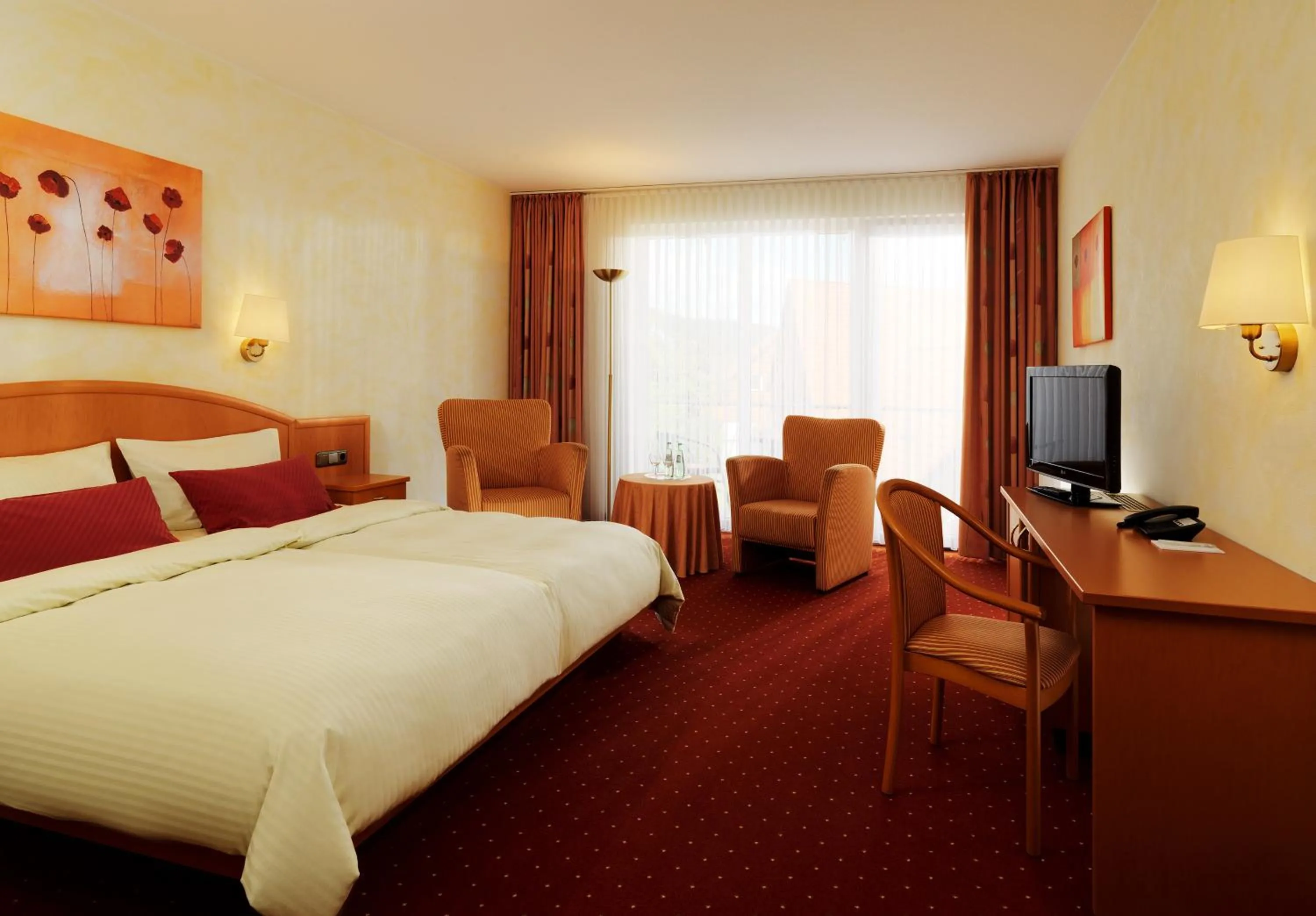 Photo of the whole room, Bed in Flair Hotel Werbetal