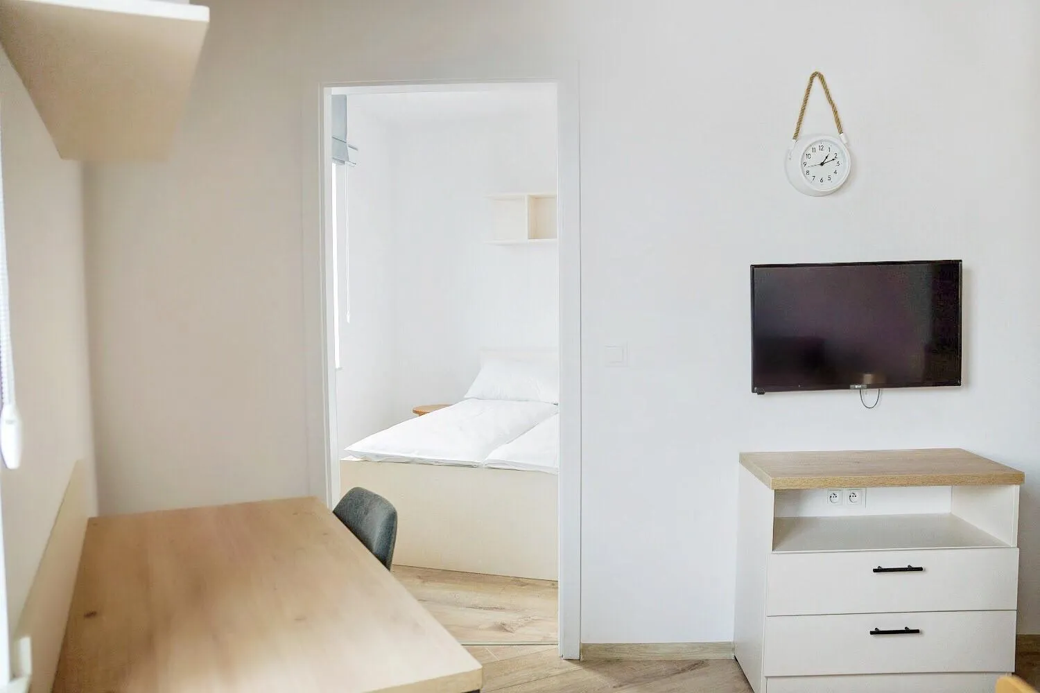 TV and multimedia, Bed in Starter III