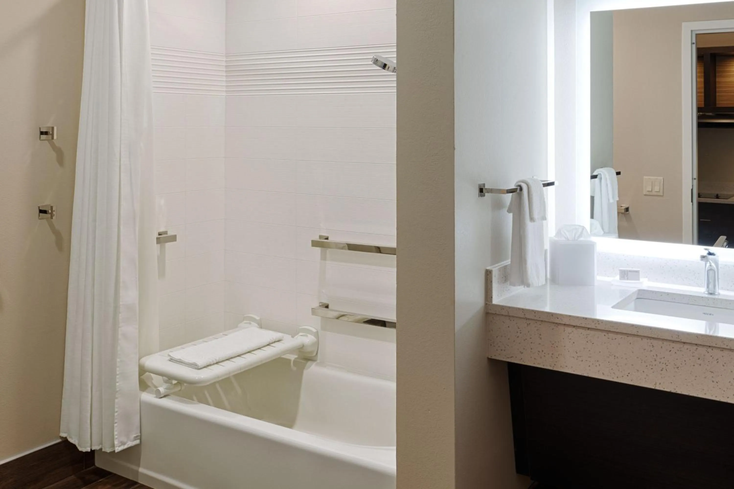 Bathroom in TownePlace Suites Columbus Hilliard