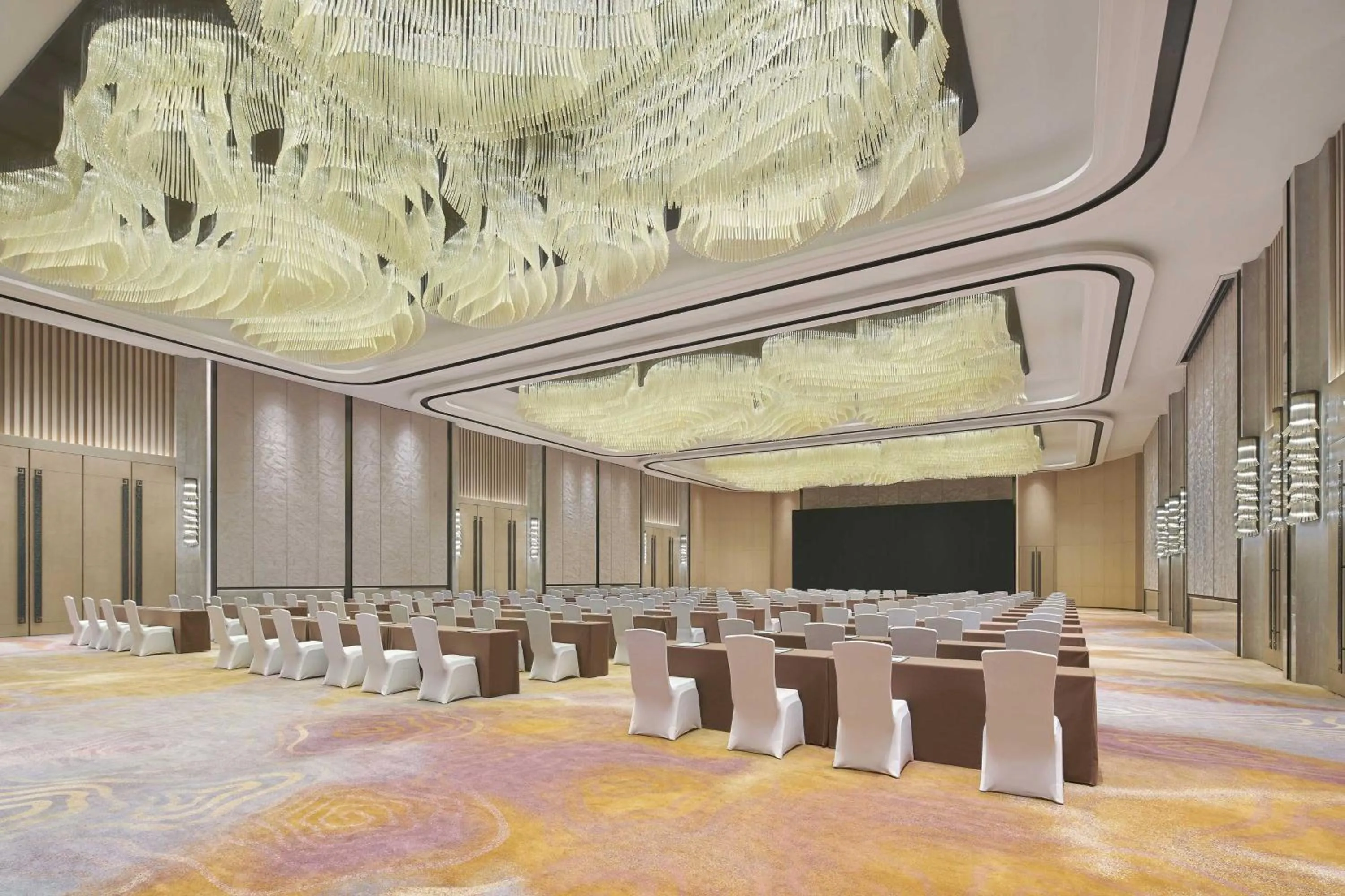 Meeting/conference room in Four Points by Sheraton Guiyang, Huaxi