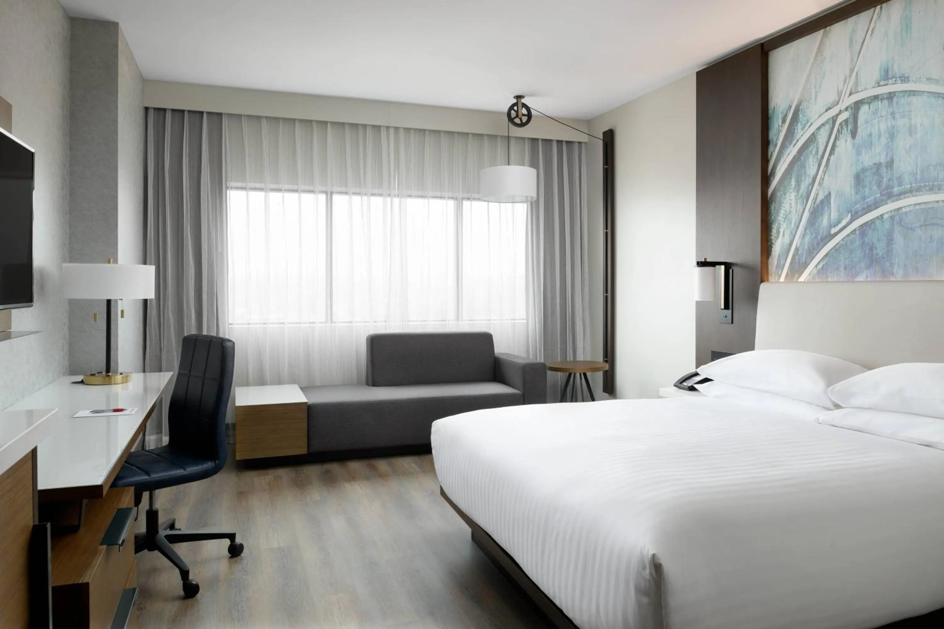 Photo of the whole room, Bed in Marriott Tacoma Downtown