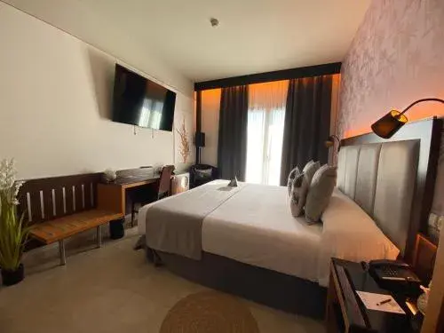 ON ALETA ROOM designed for adults ON ALETA ROOM designed for adults