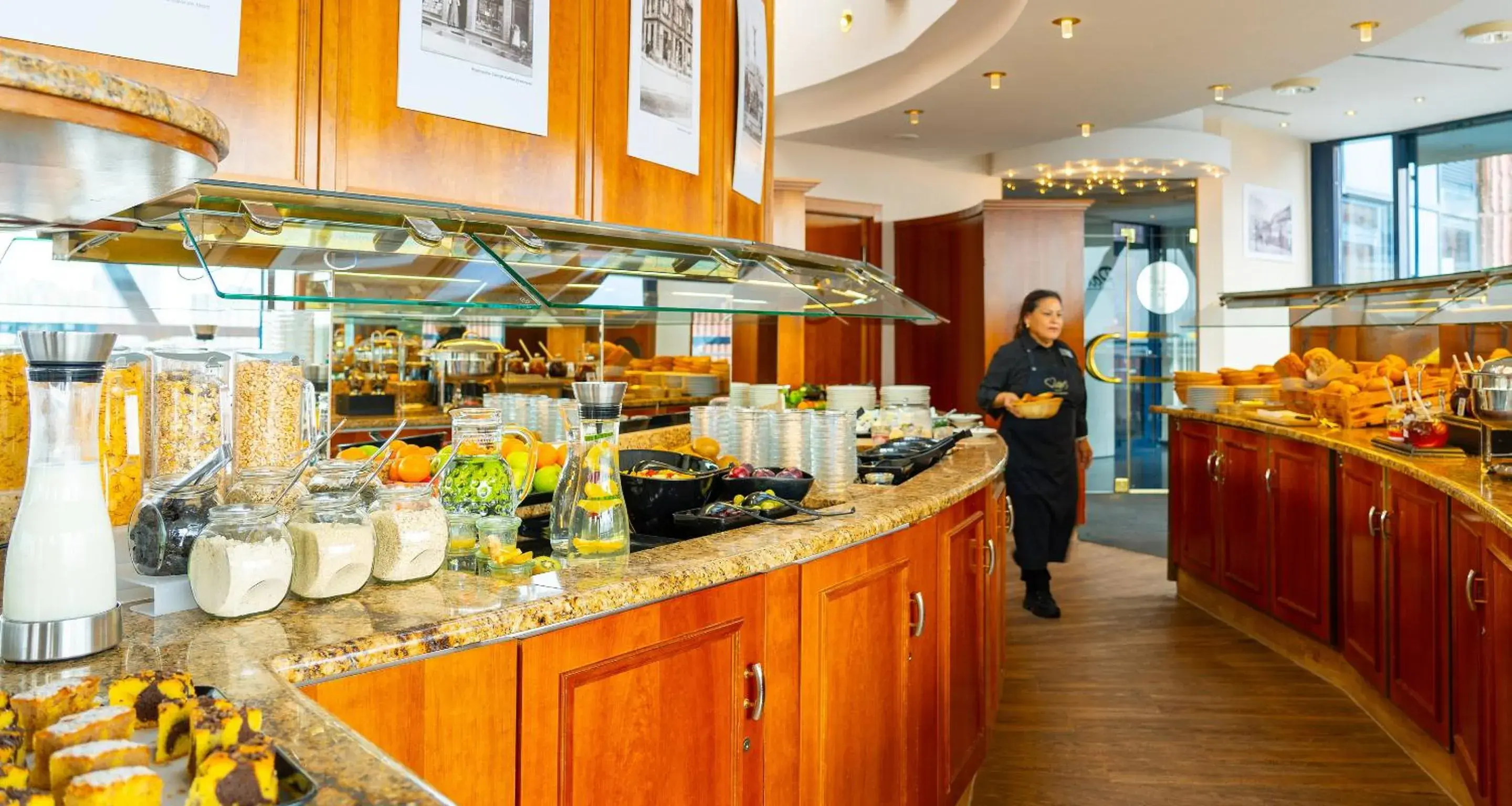 Breakfast in Victor's Residenz-Hotel Frankenthal Breakfast in Victor's Residenz-Hotel Frankenthal