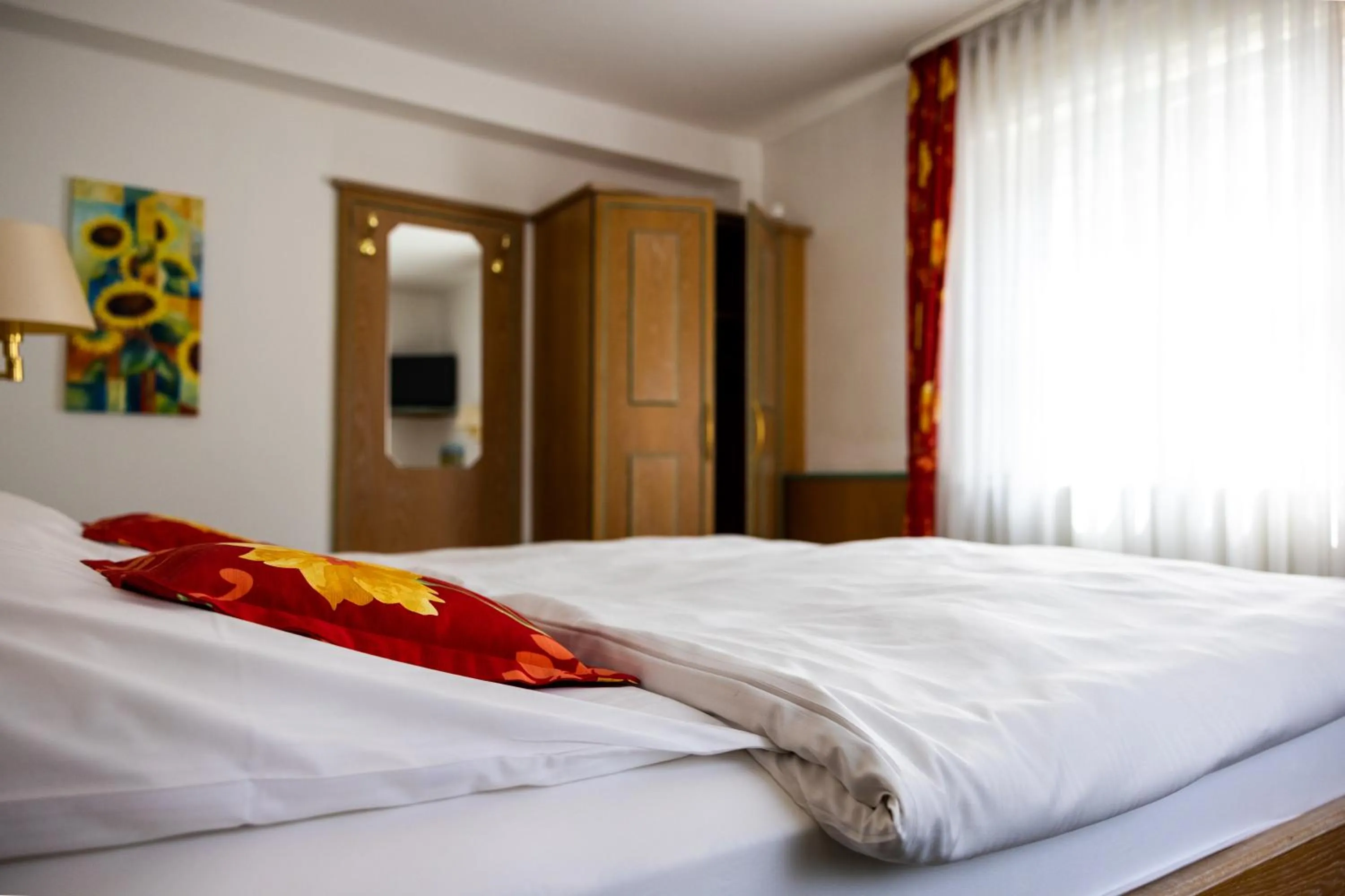 Bed in Hotel Garni Lehrertal