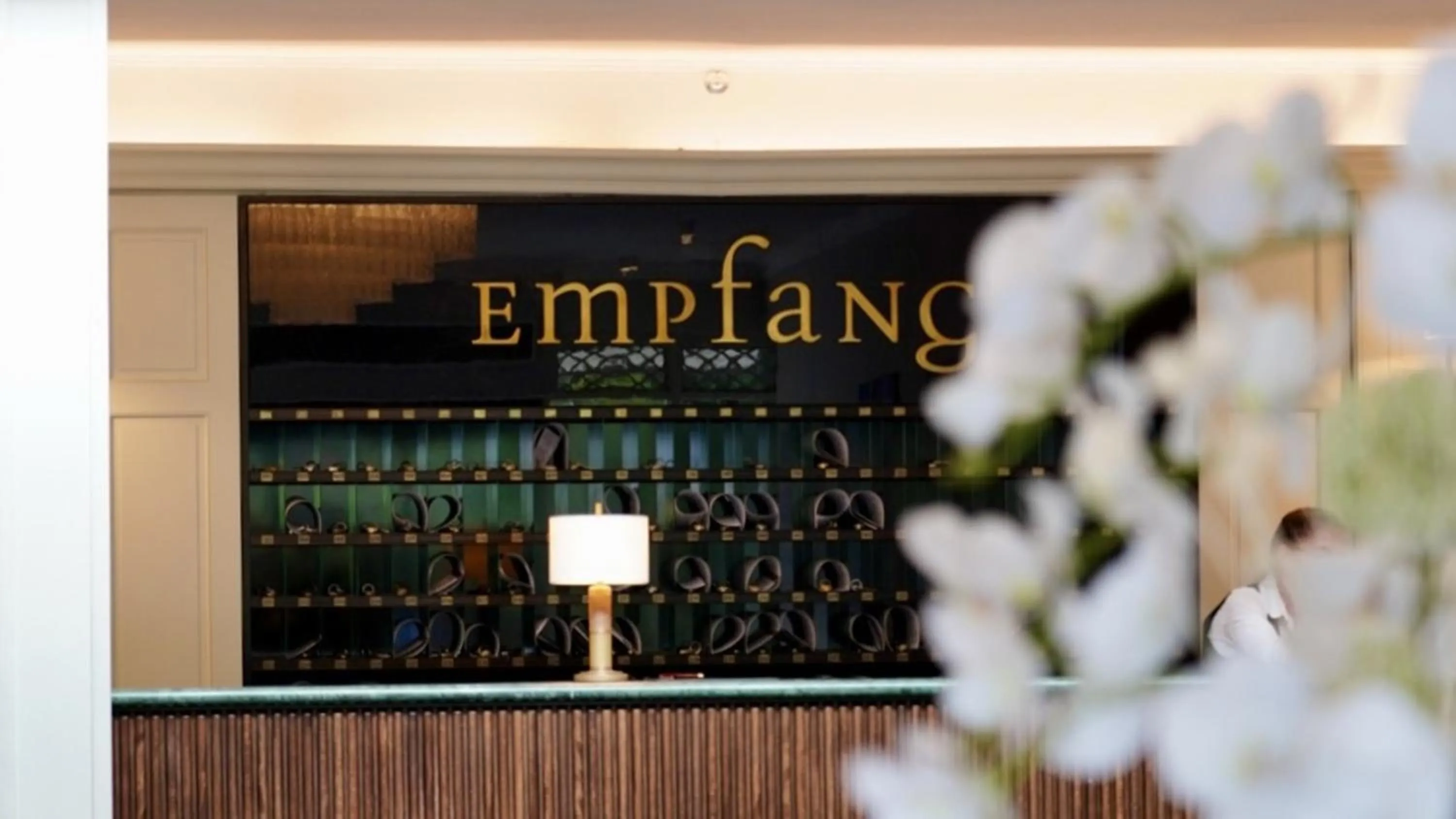 Lobby or reception in Hotel Erbprinz - Gourmet & Spa