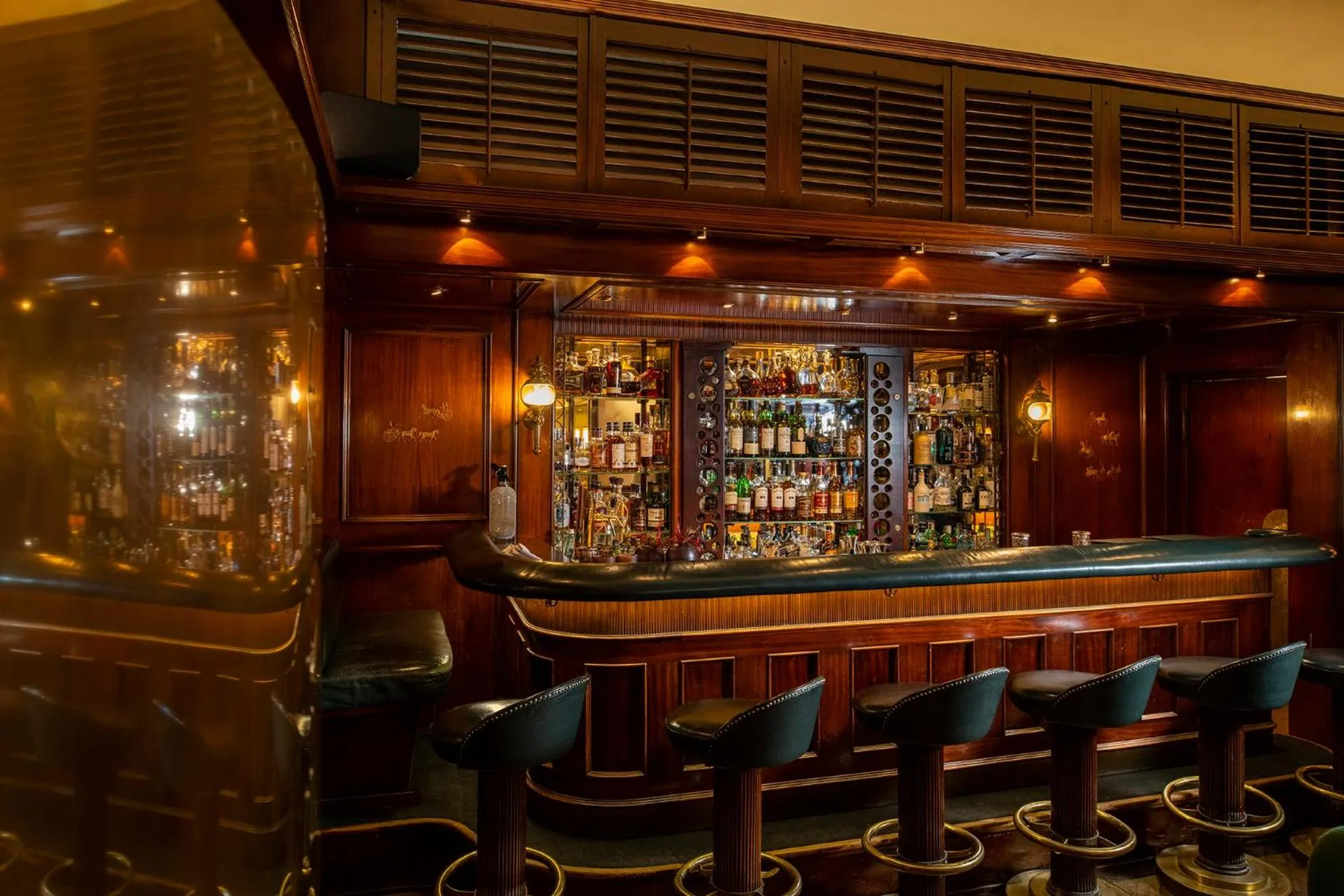 Lounge or bar in Hotel Erbprinz - Gourmet & Spa