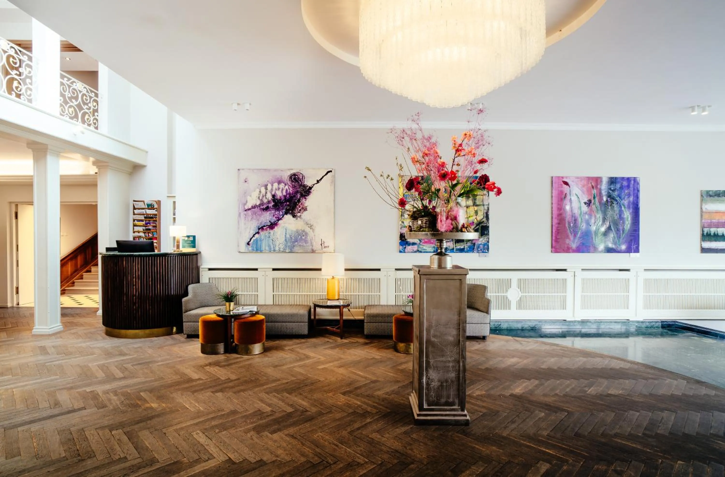 Lounge or bar in Hotel Erbprinz - Gourmet & Spa