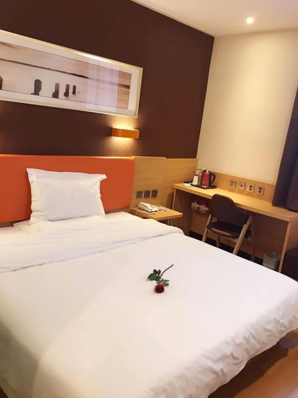 Bed in 7Days Premium Nanjing Xinjiekou Zhangfu Garden Metro Station