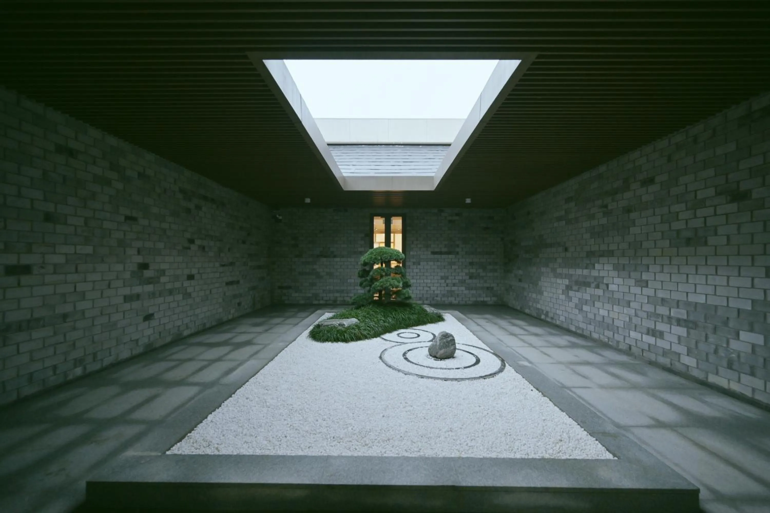 Restaurant/places to eat in Hilton Suzhou New District