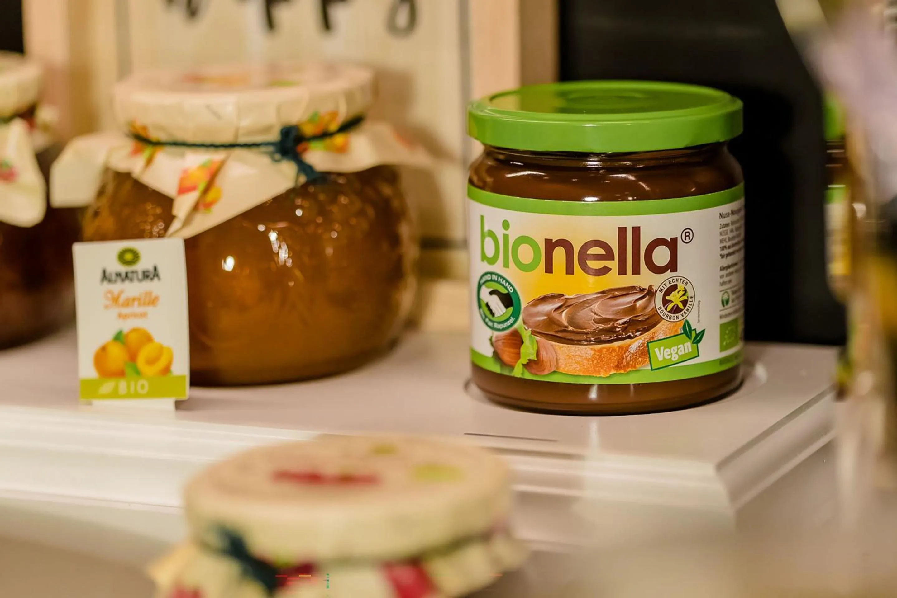 Buffet breakfast in Motel One Hamburg-Altona