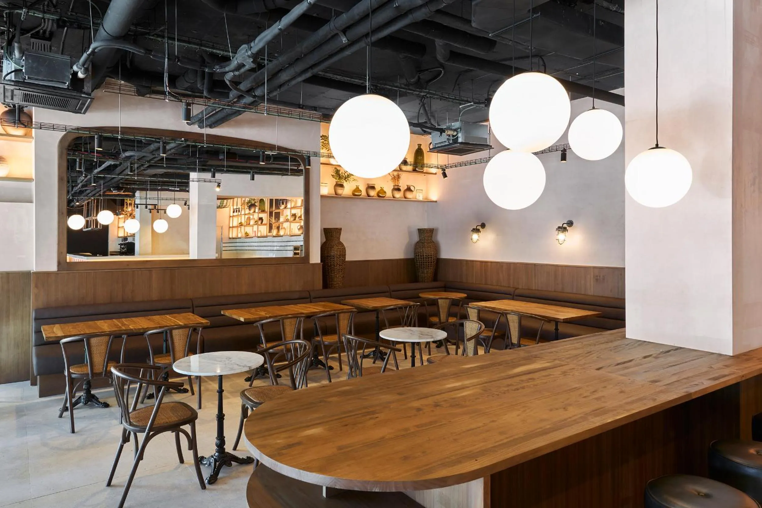 Restaurant/places to eat in Four Points Flex by Sheraton Malaga Centre