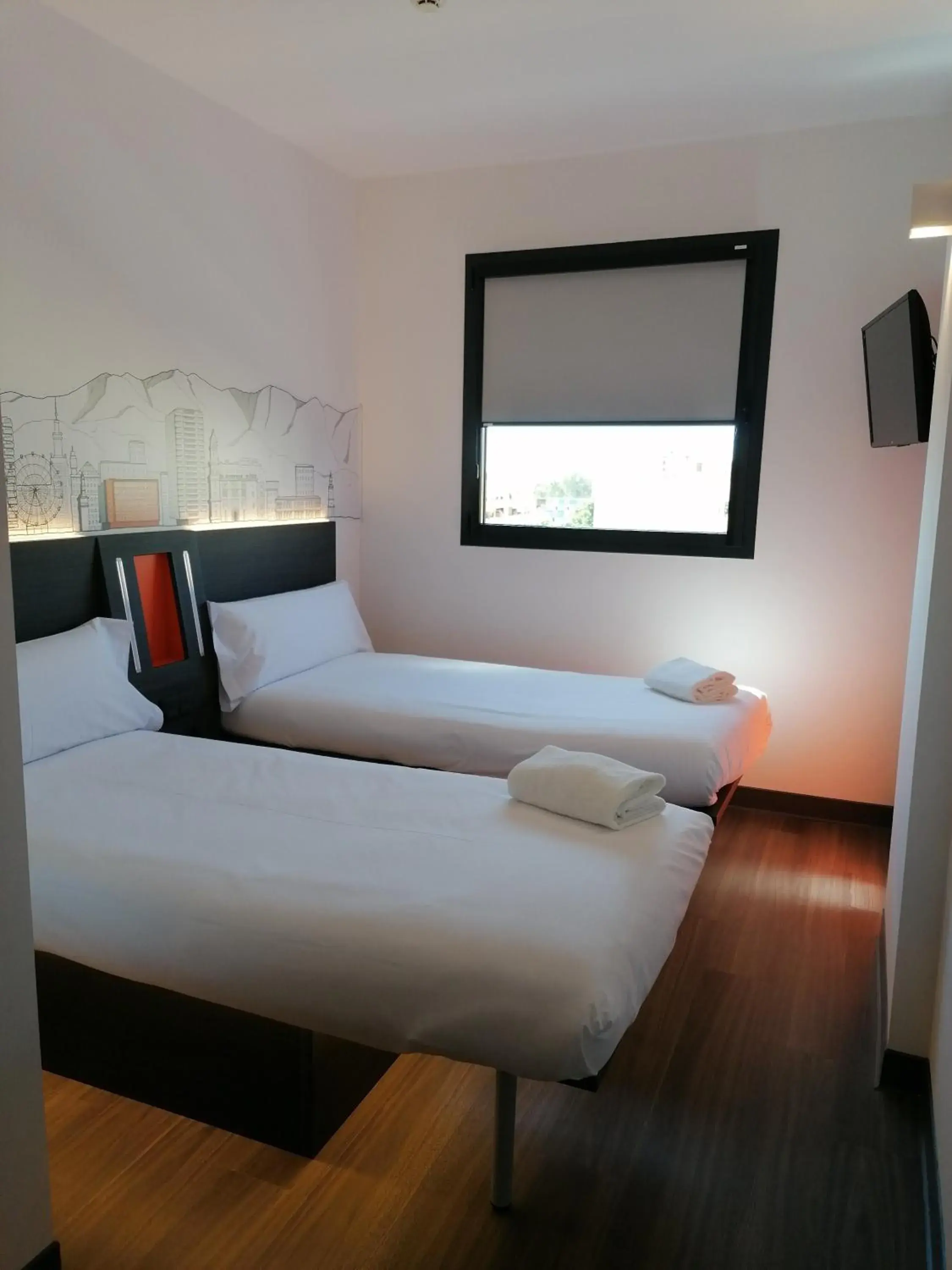 Bed in easyHotel Malaga City Centre Bed in easyHotel Malaga City Centre