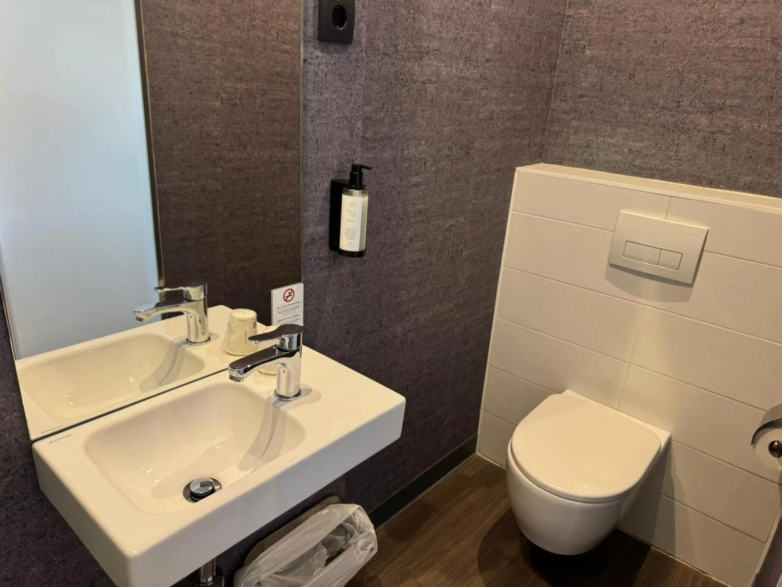Bathroom in Four Points Flex by Sheraton Malaga Centre