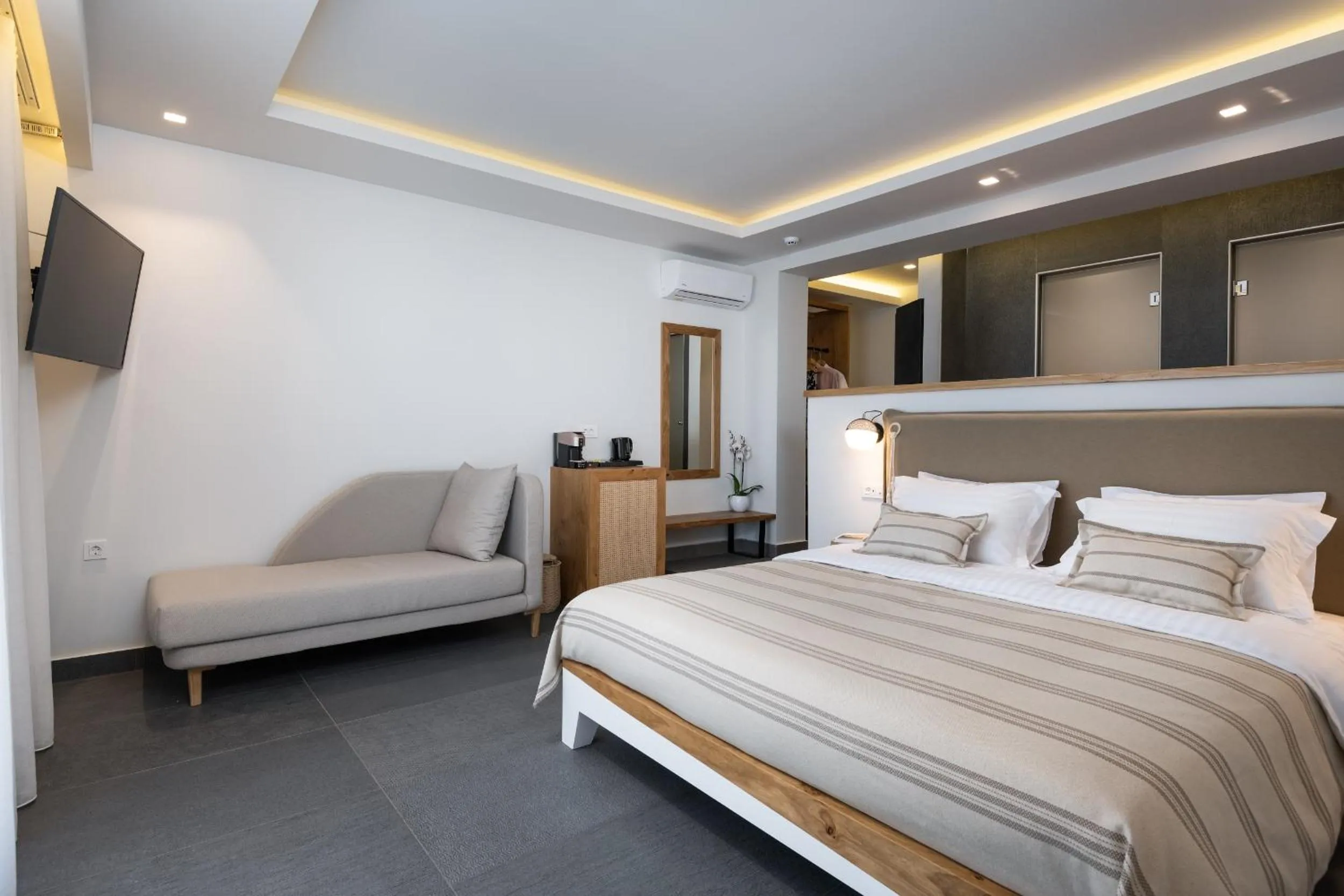Bed in NISSEA Boutique Hotel