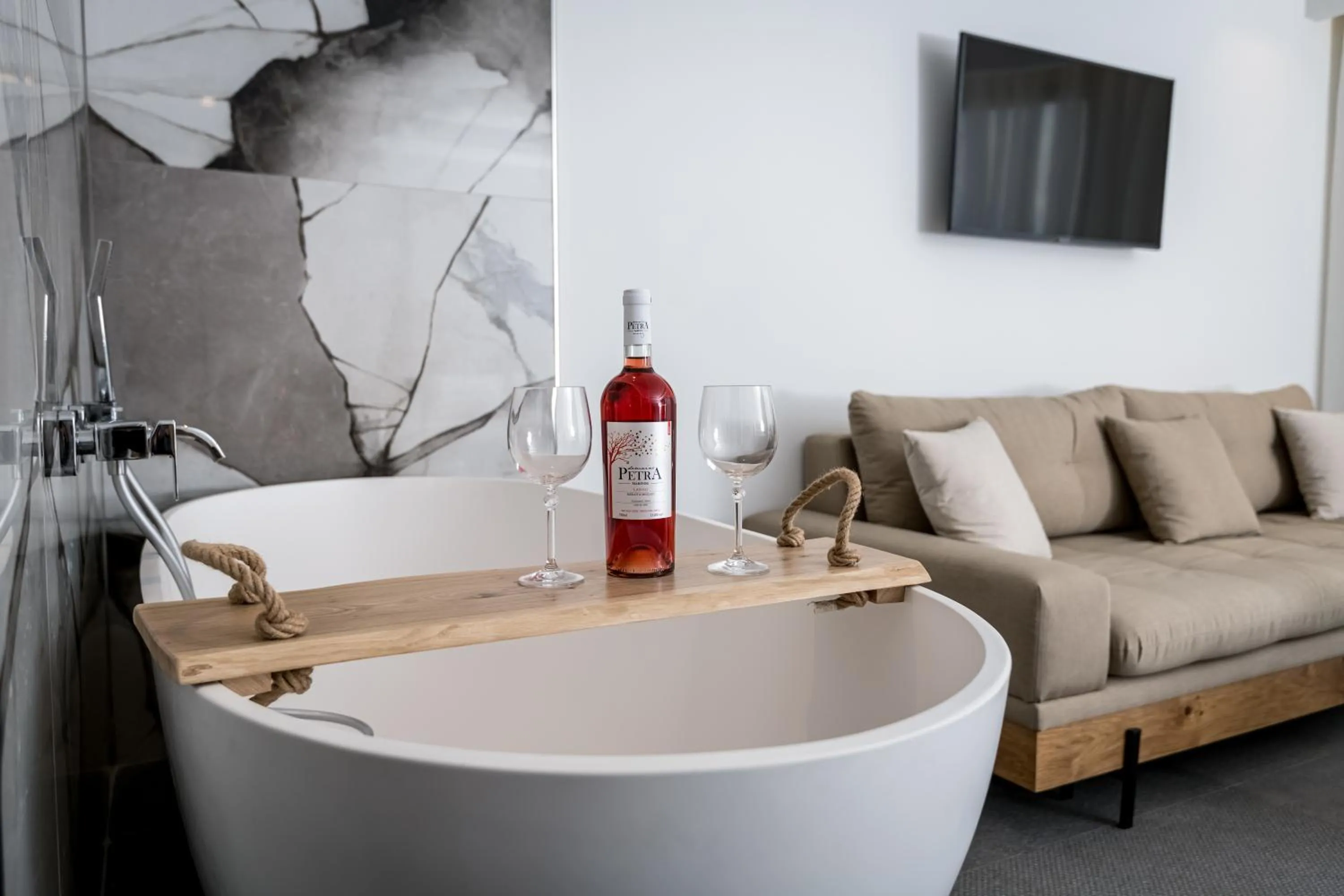 NISSEA Boutique Hotel
