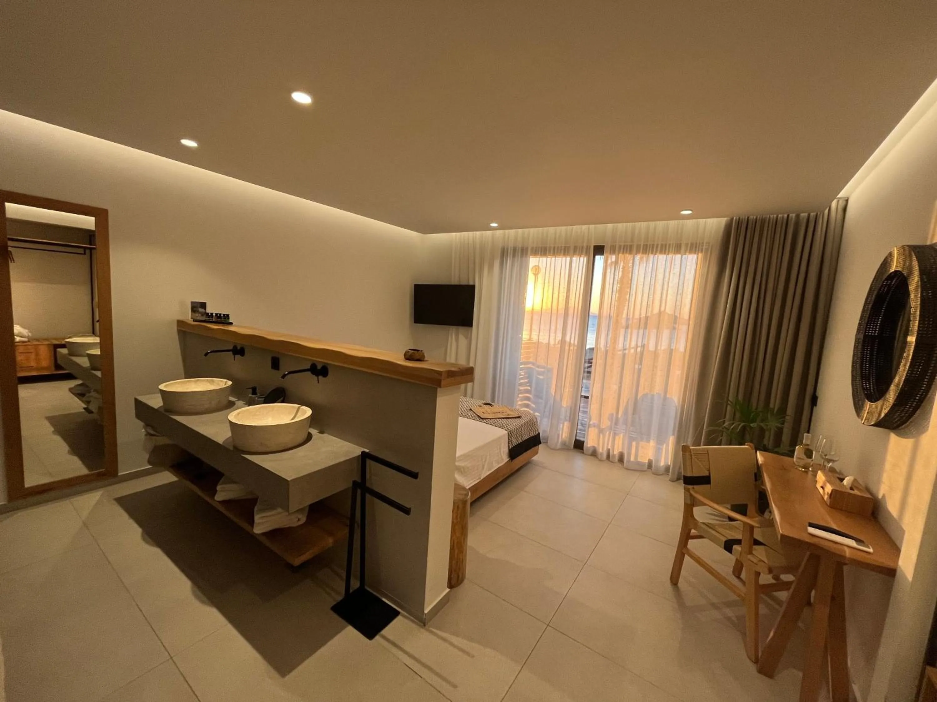 NISSEA Boutique Hotel