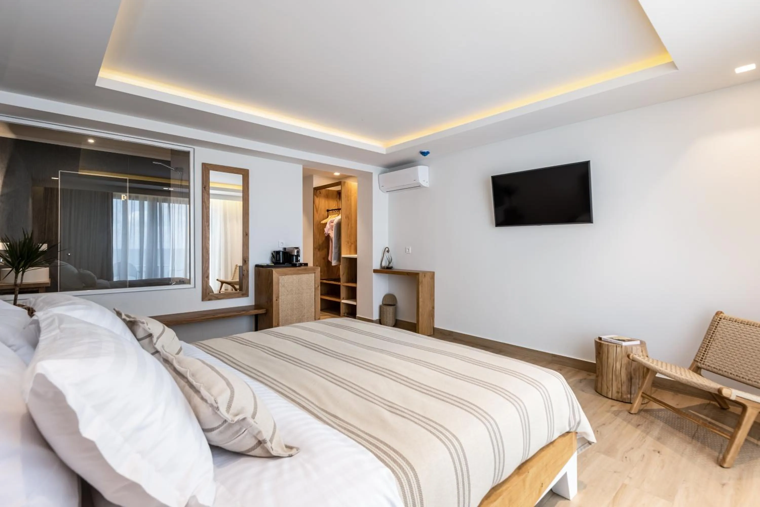 Bed in NISSEA Boutique Hotel