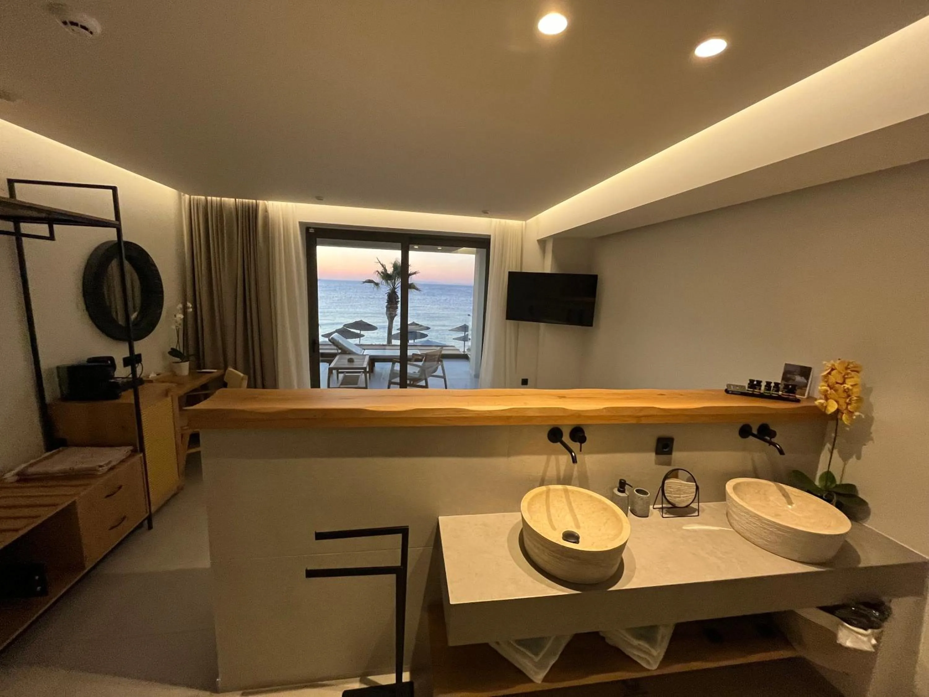 NISSEA Boutique Hotel