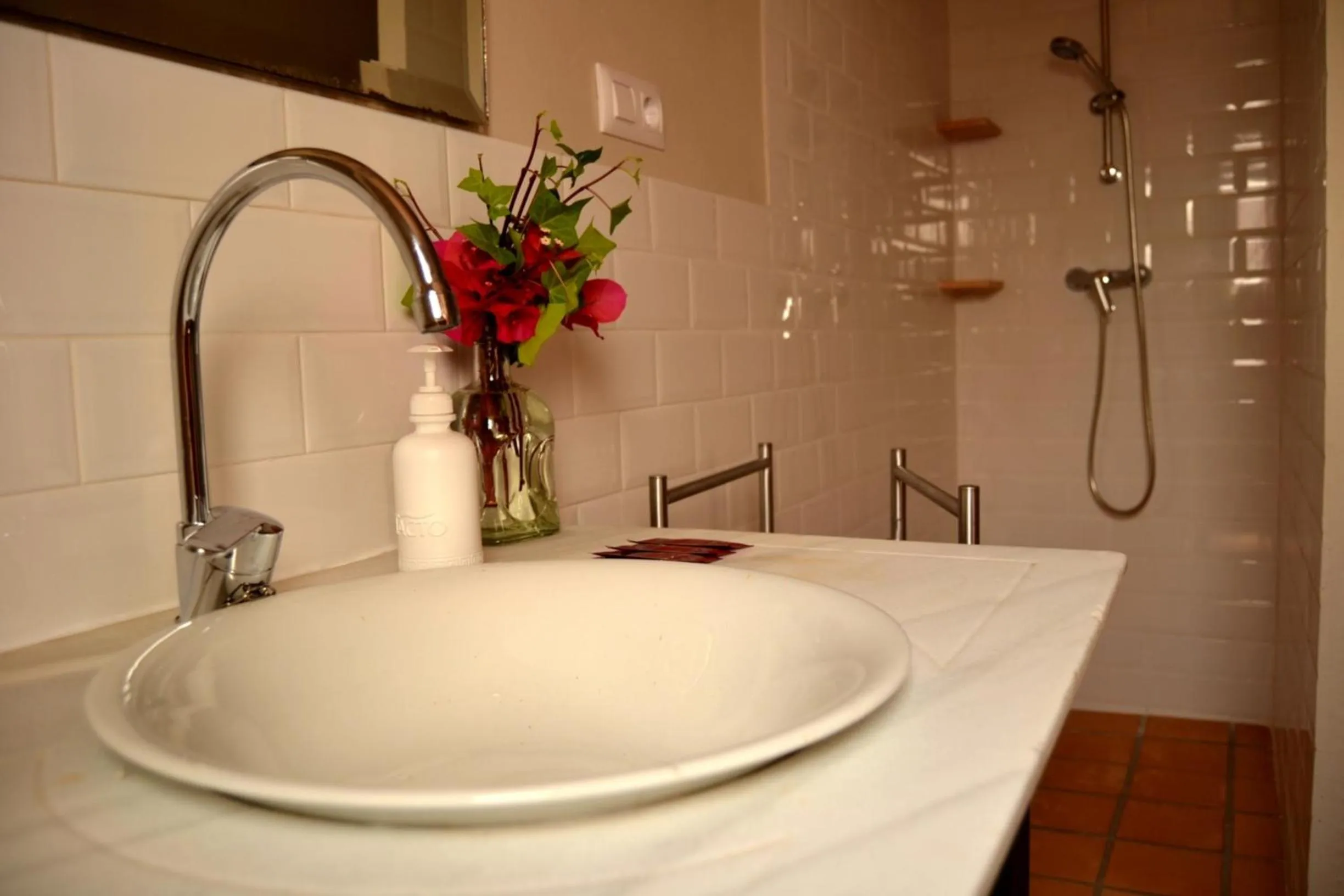 Bathroom in Marakasa B&B