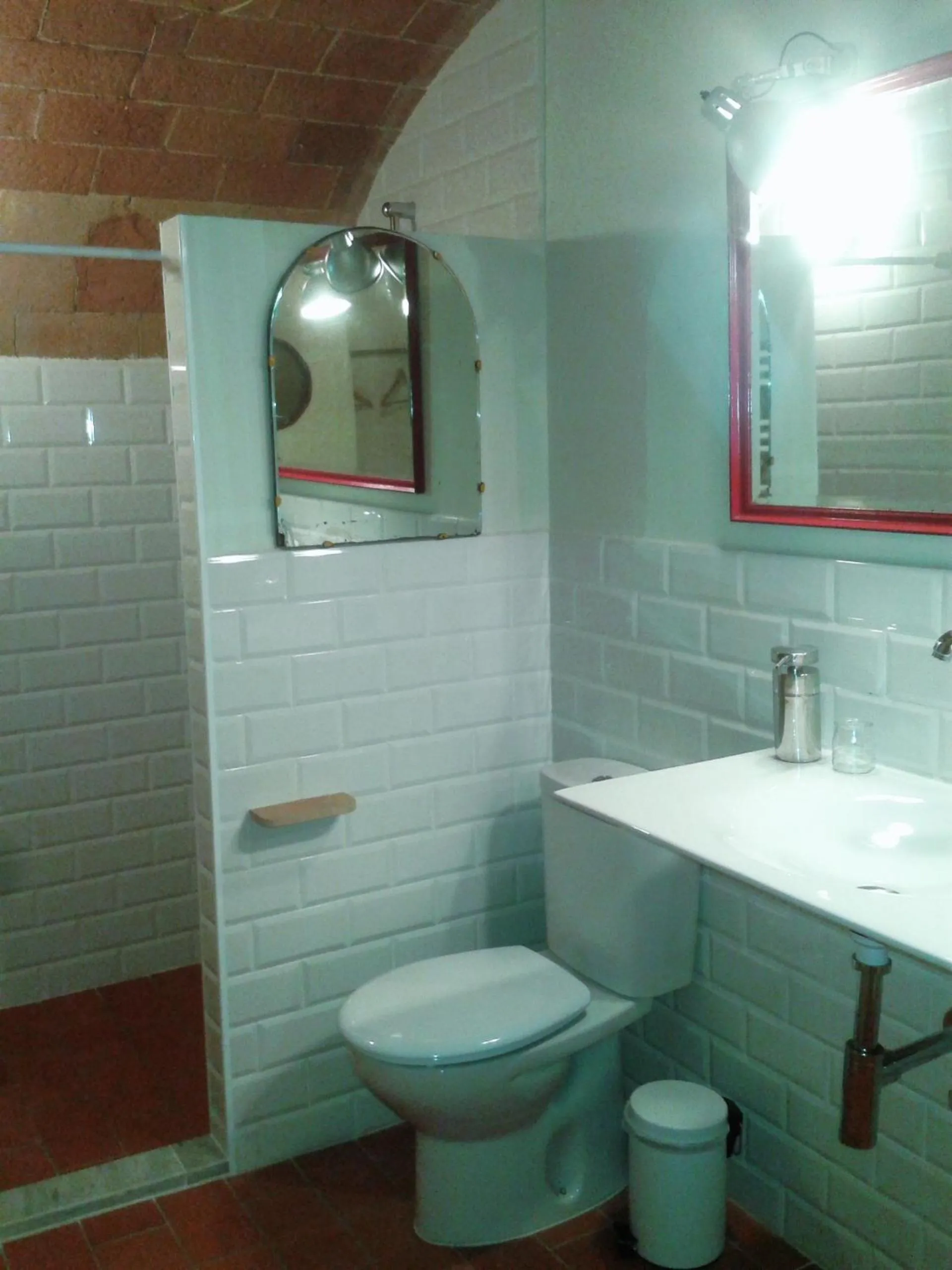 Shower in Marakasa B&B