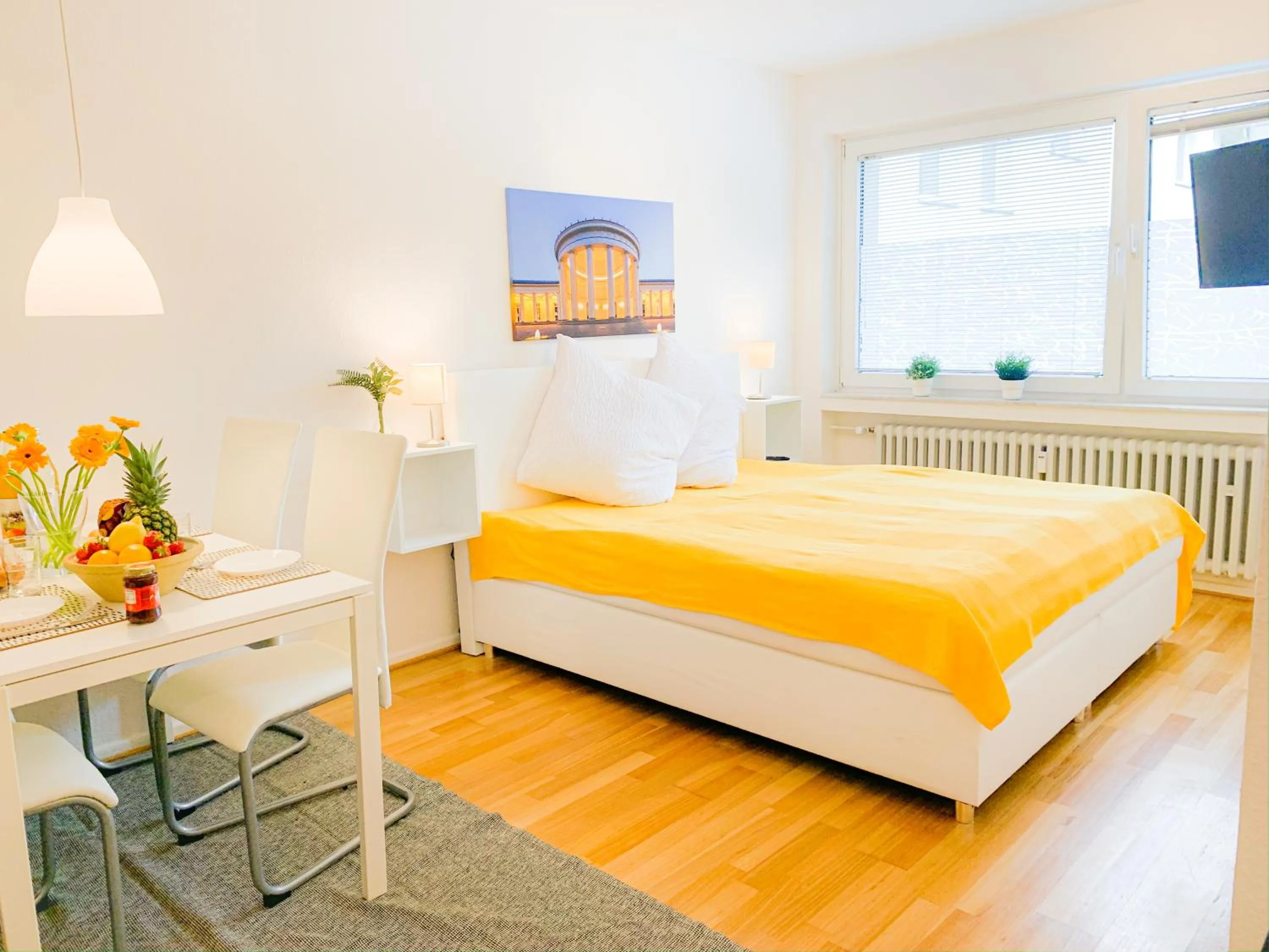 Photo of the whole room, Bed in Relax Aachener Boardinghouse Appartements Premium 1