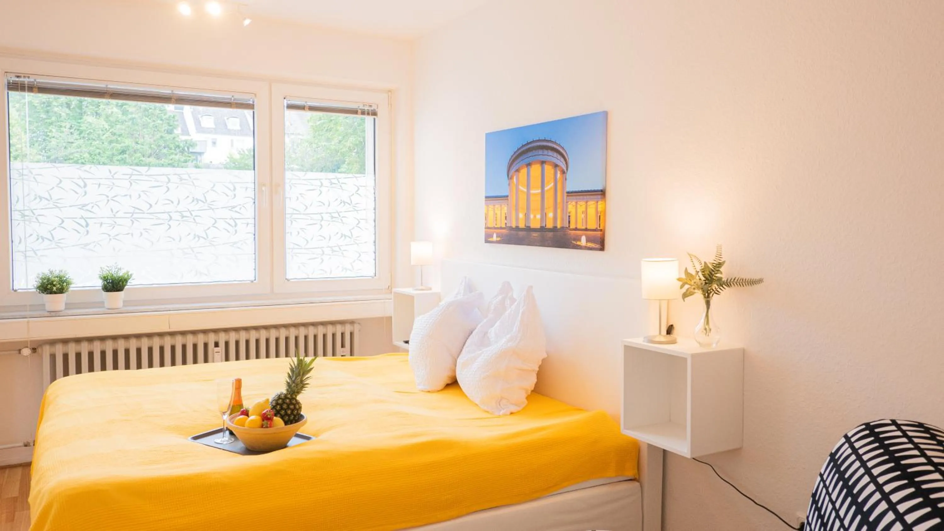 Bed in Relax Aachener Boardinghouse Appartements Premium 1
