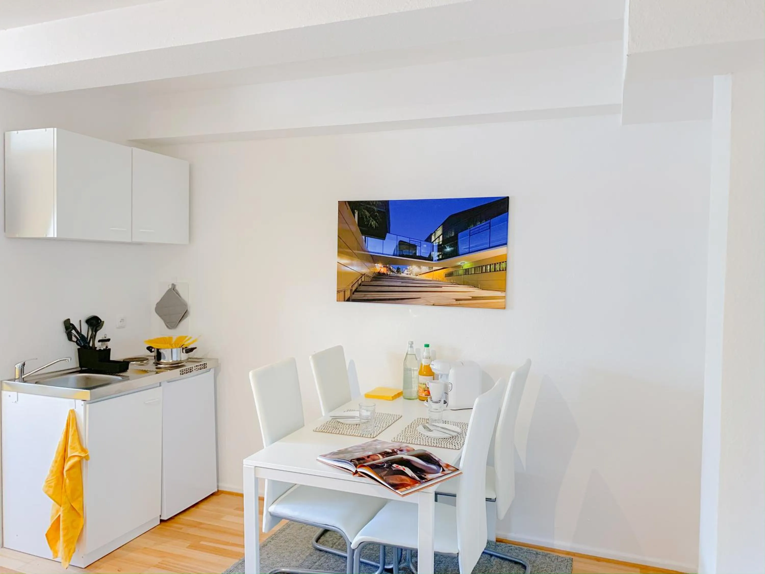 Dining area in Relax Aachener Boardinghouse Appartements Premium 1
