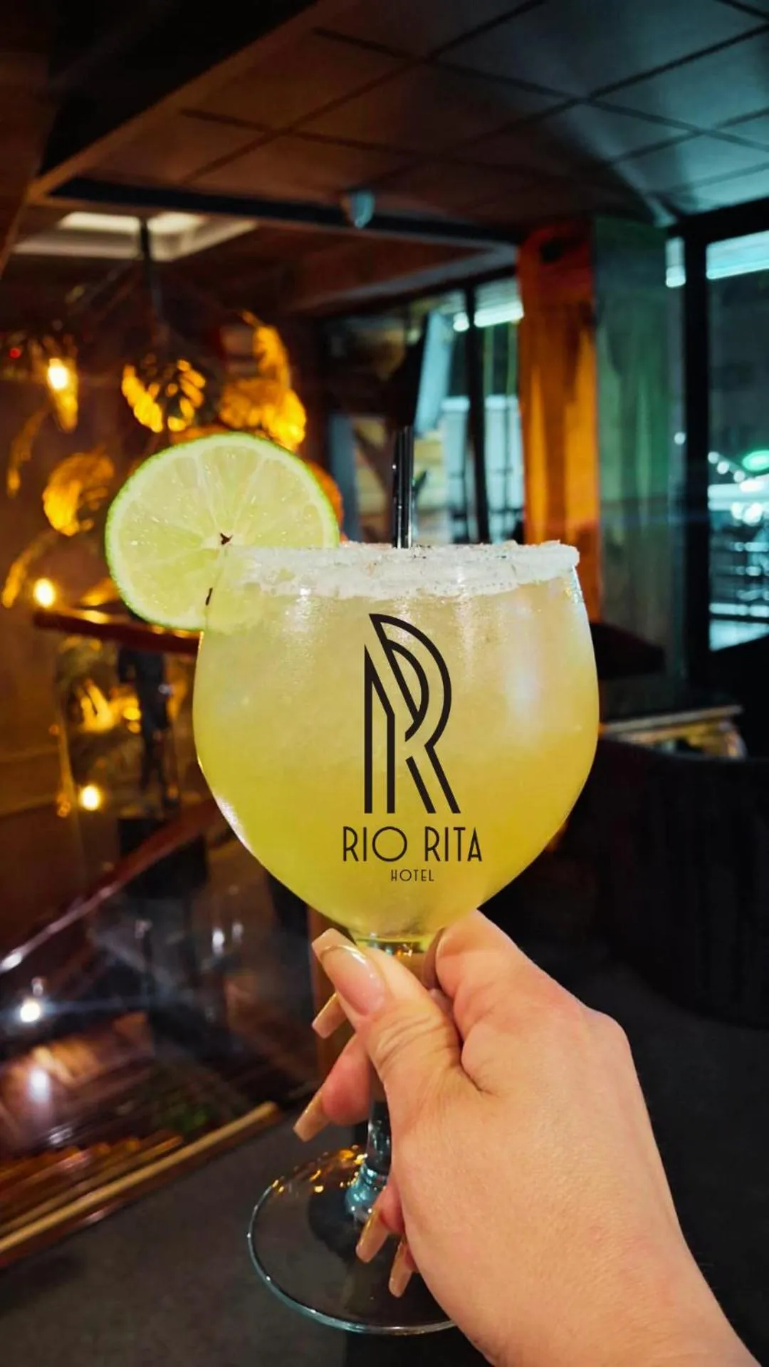 Lounge or bar in HOTEL RIO RITA