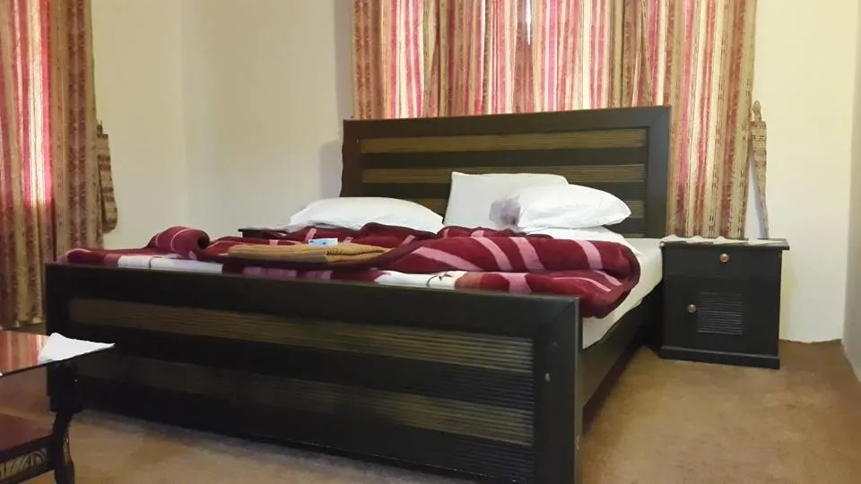 Bed in Kunhar View Hotel