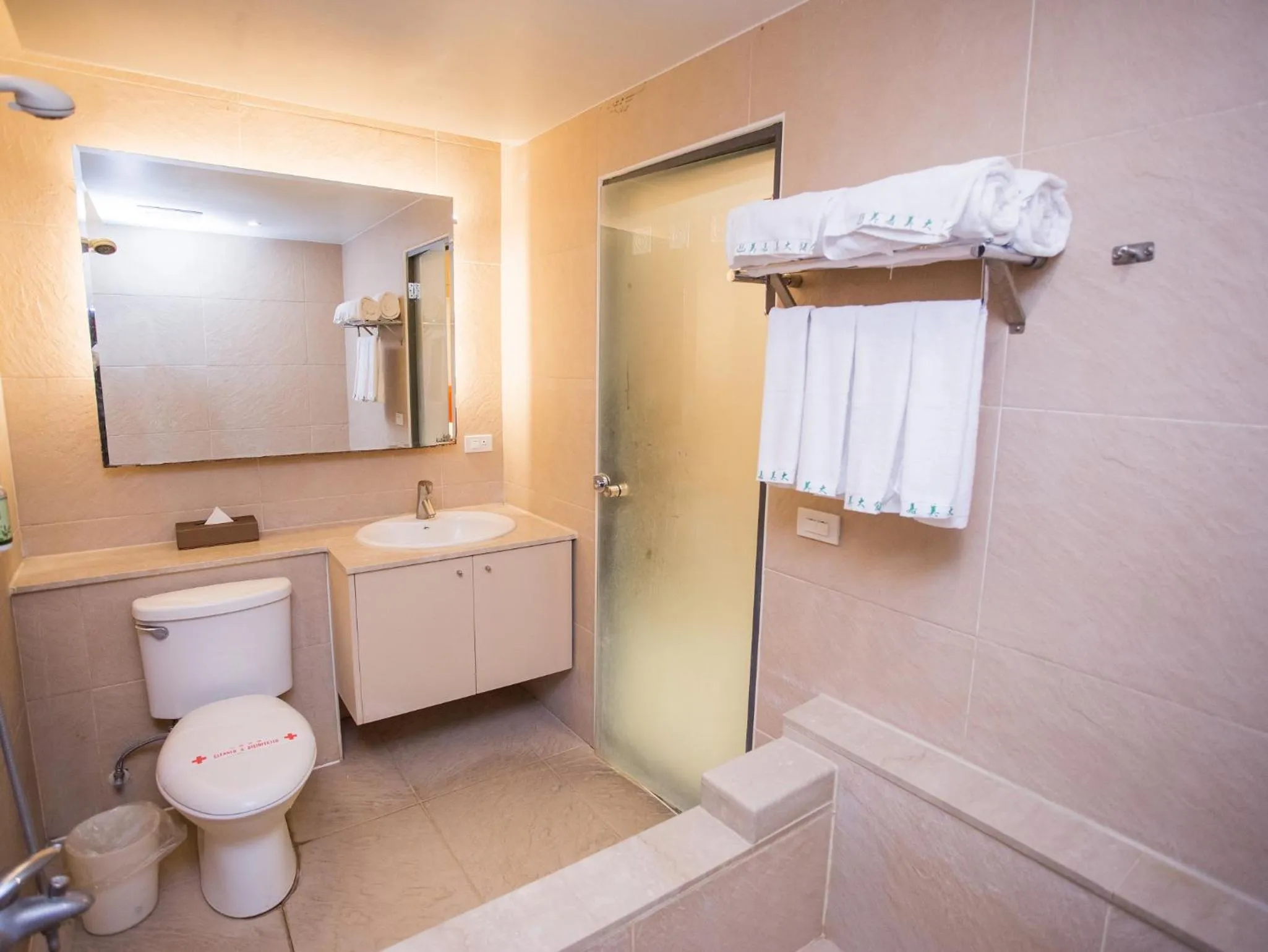 Bathroom in Mei Jia Mei Hotel