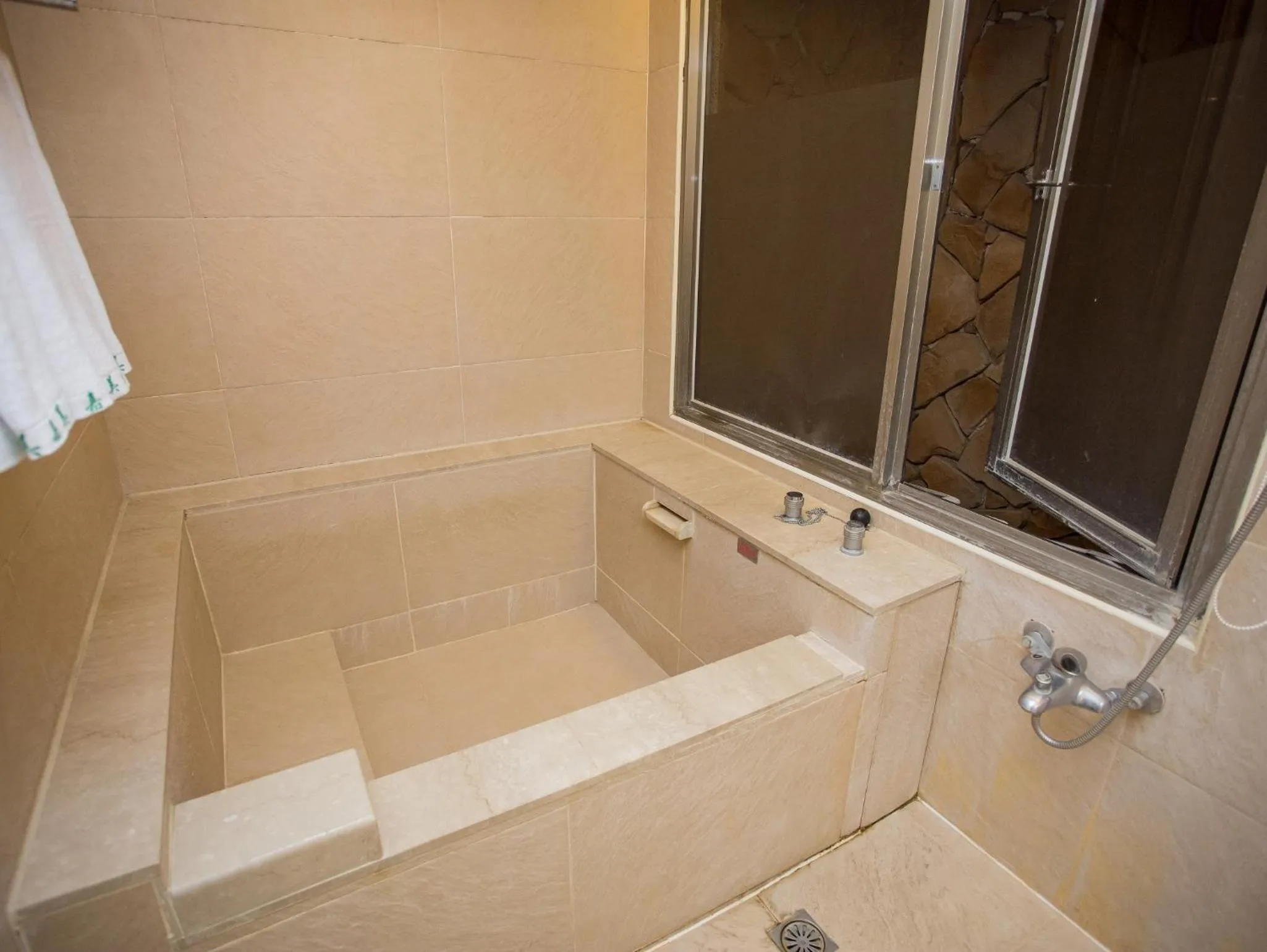 Bathroom in Mei Jia Mei Hotel