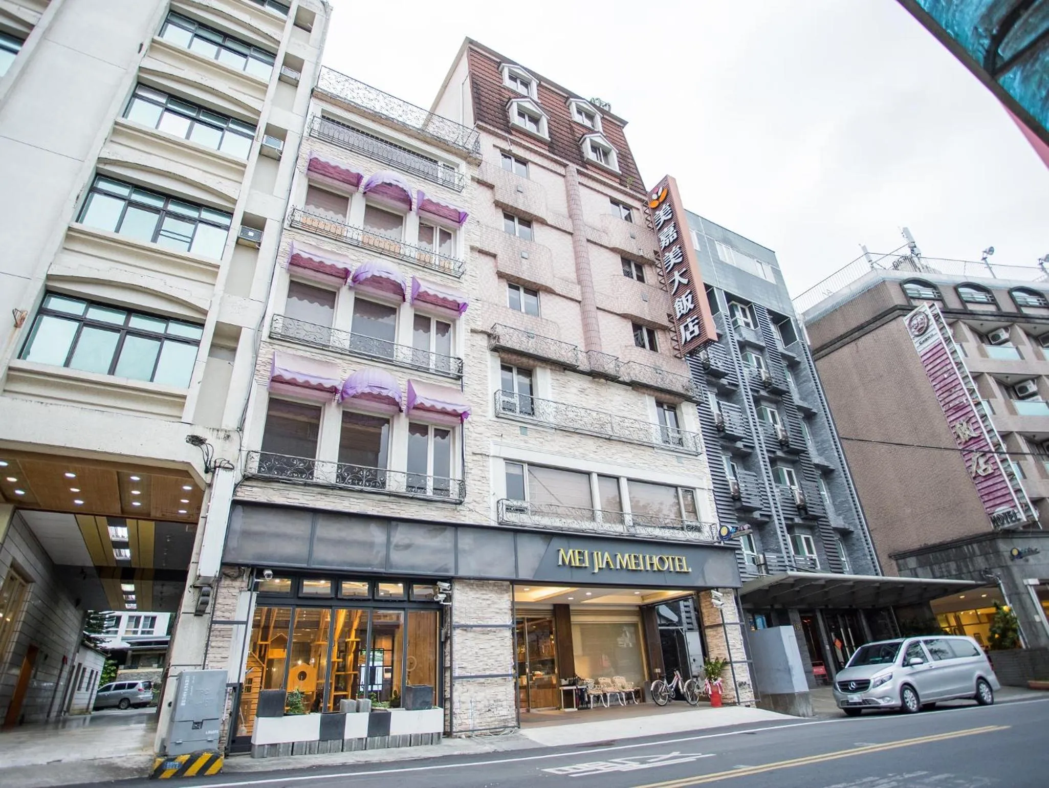 Property building in Mei Jia Mei Hotel