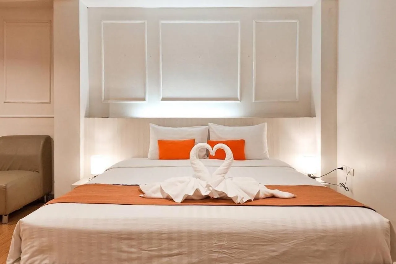 Bedroom, Bed in De Hug Hotel & Residence