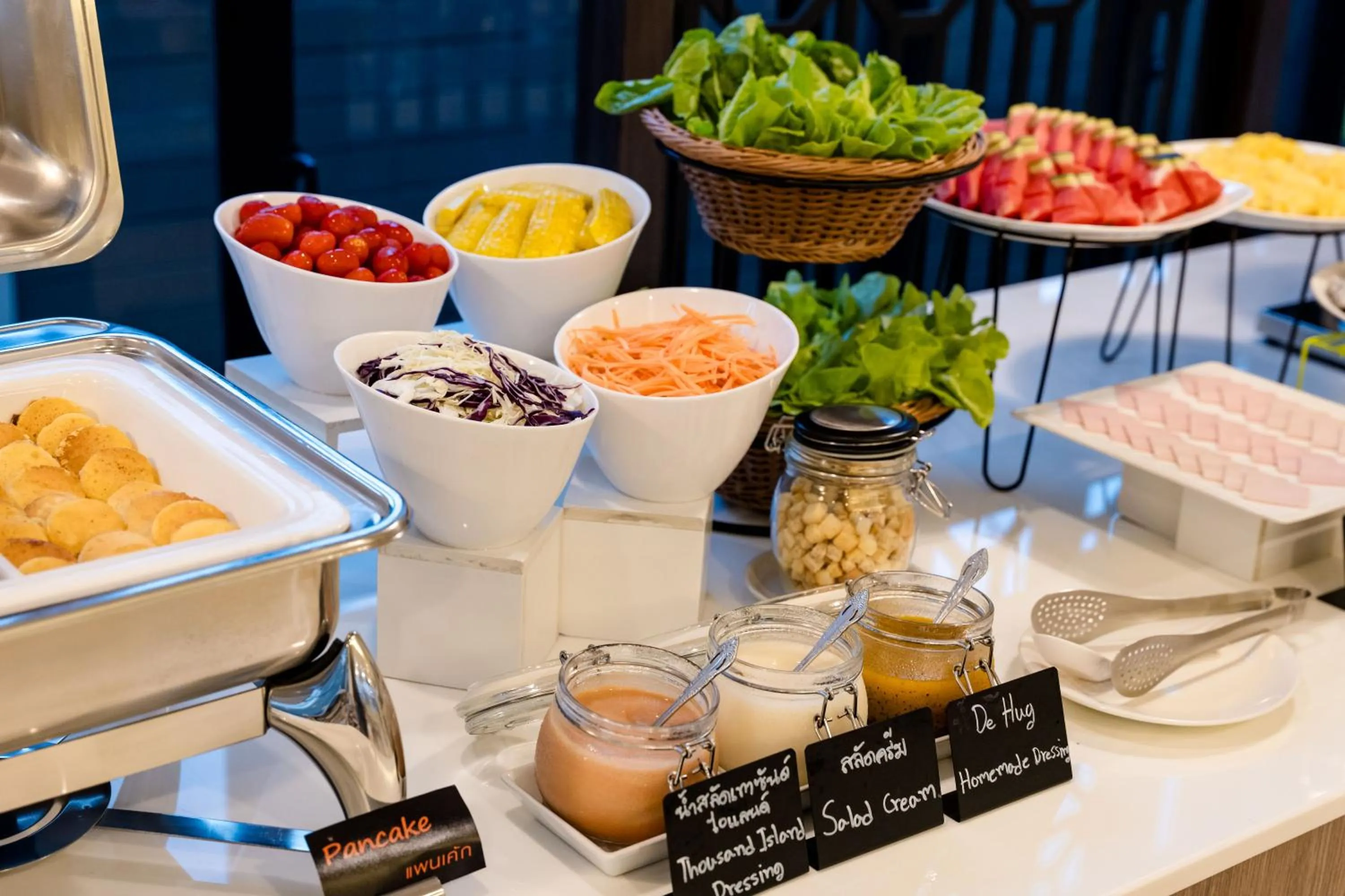 Breakfast in De Hug Hotel & Residence