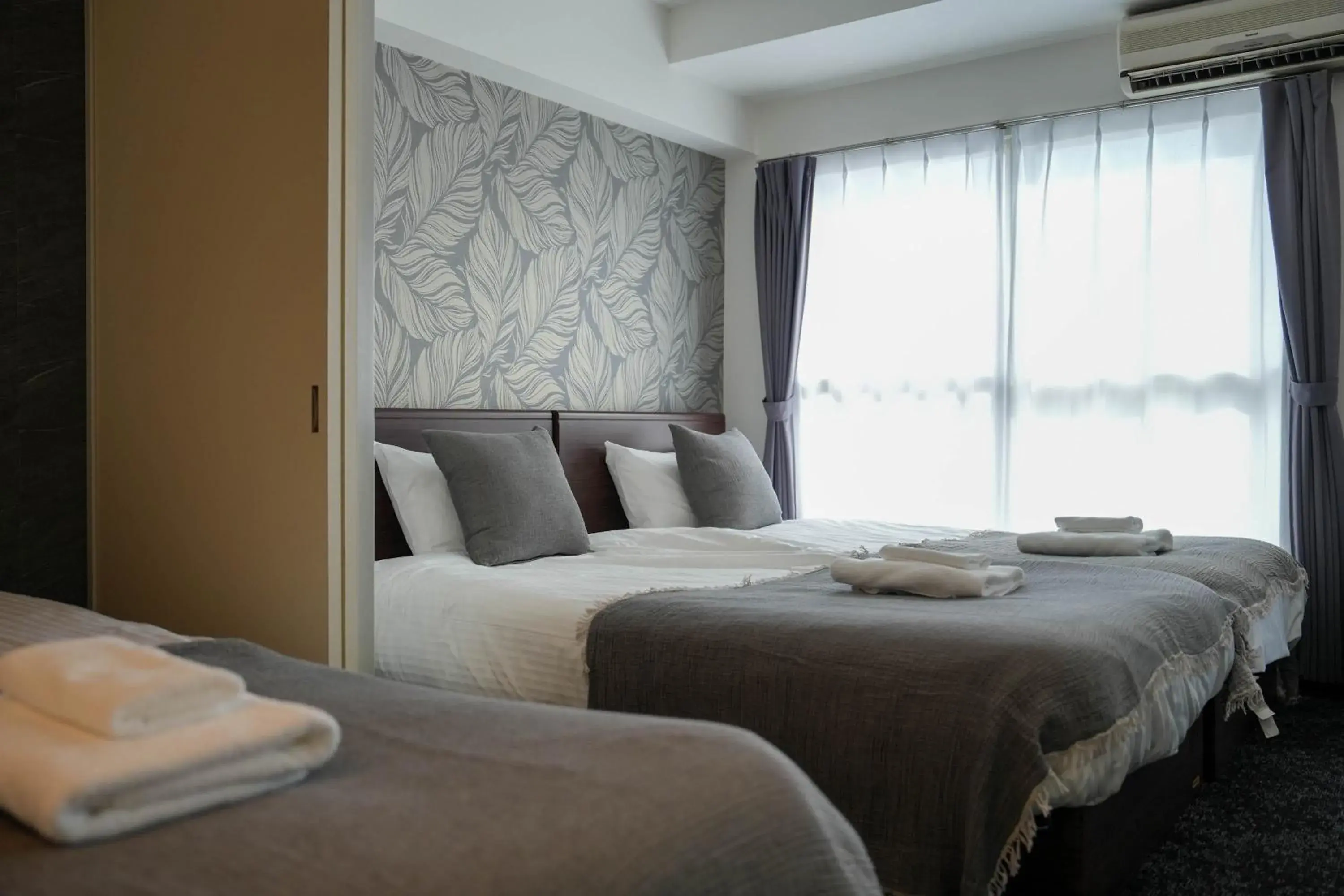 Bed in 88 Matsui Building Sapporo Bed in 88 Matsui Building Sapporo