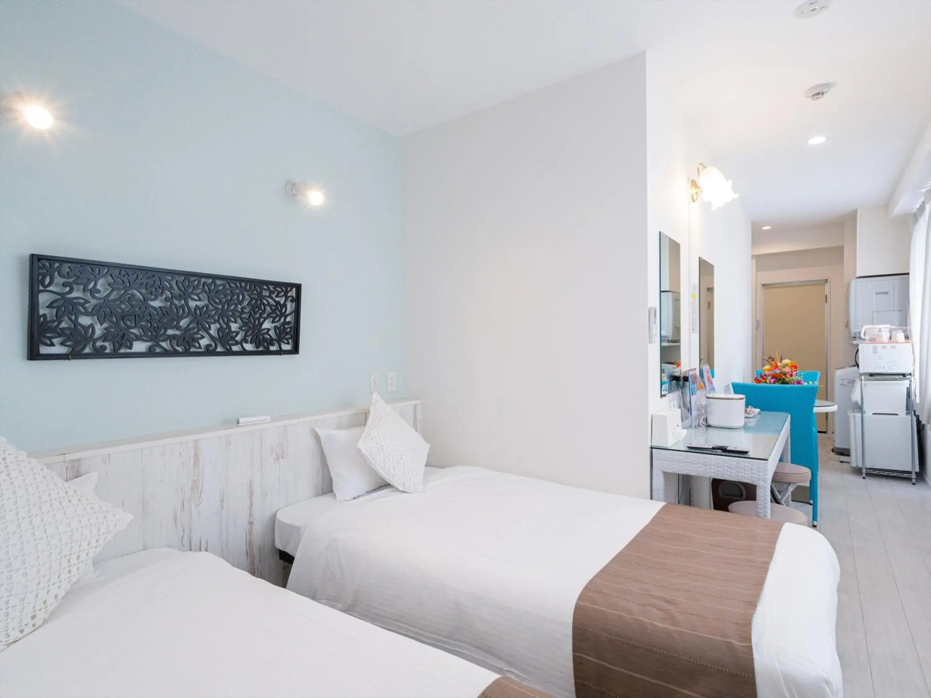 Twin Room - single occupancy in かりゆしコンドミニアムリゾート那覇スカイリビングホテル旭橋駅前 Twin Room - single occupancy in かりゆしコンドミニアムリゾート那覇スカイリビングホテル旭橋駅前