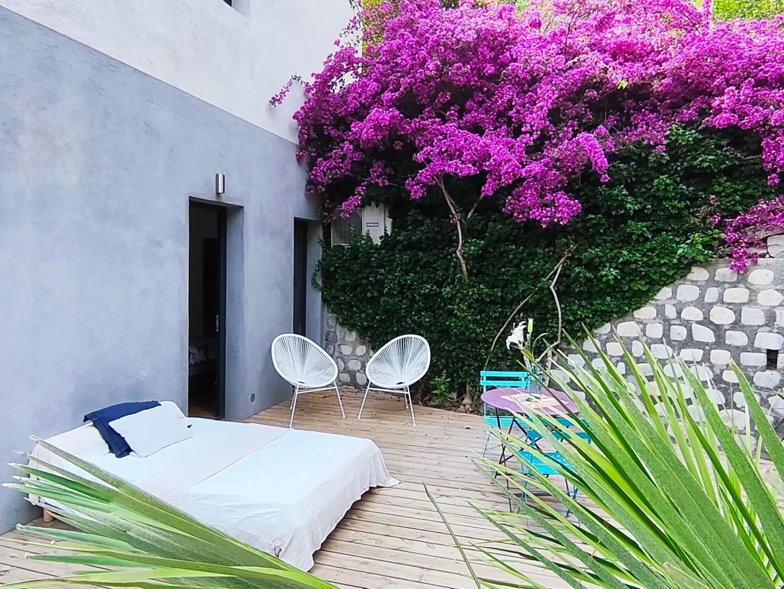 Double Room with Garden View in BOUTIQUE HOSTEL BY Cassis Double Room with Garden View in BOUTIQUE HOSTEL BY Cassis