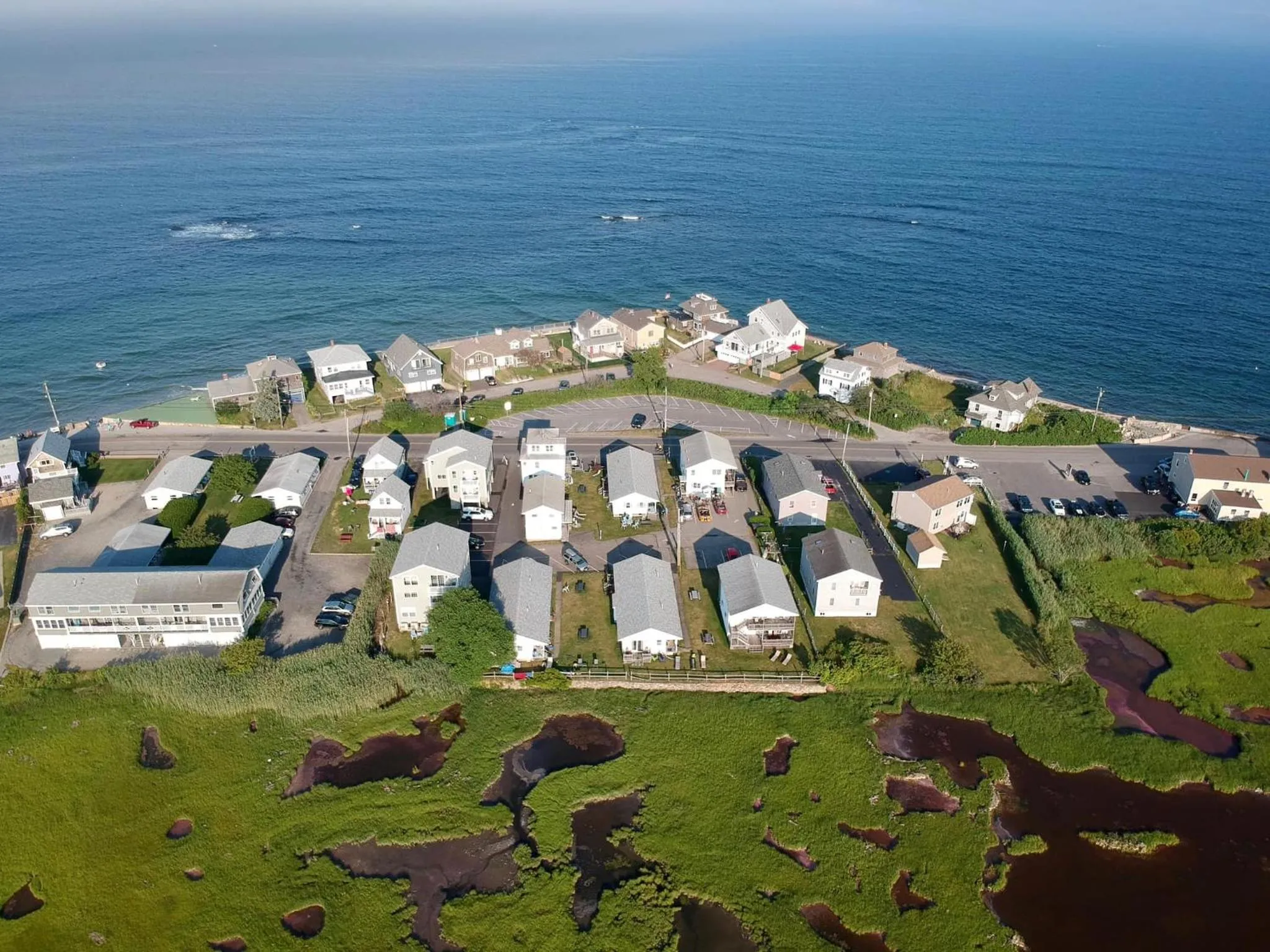 Property building in Moody's Motel and Cottages
