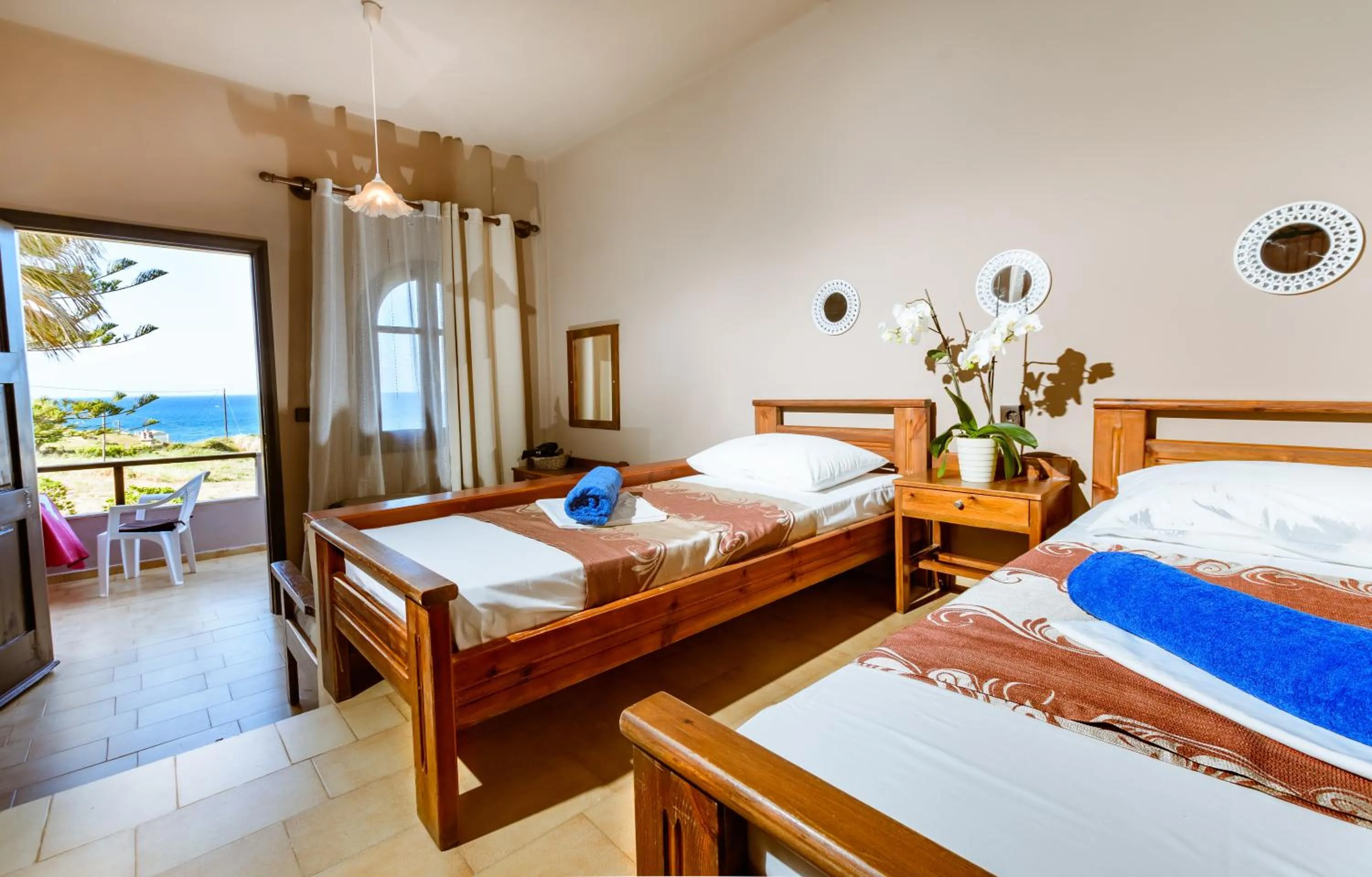 Bed in Gregory Village Sea View