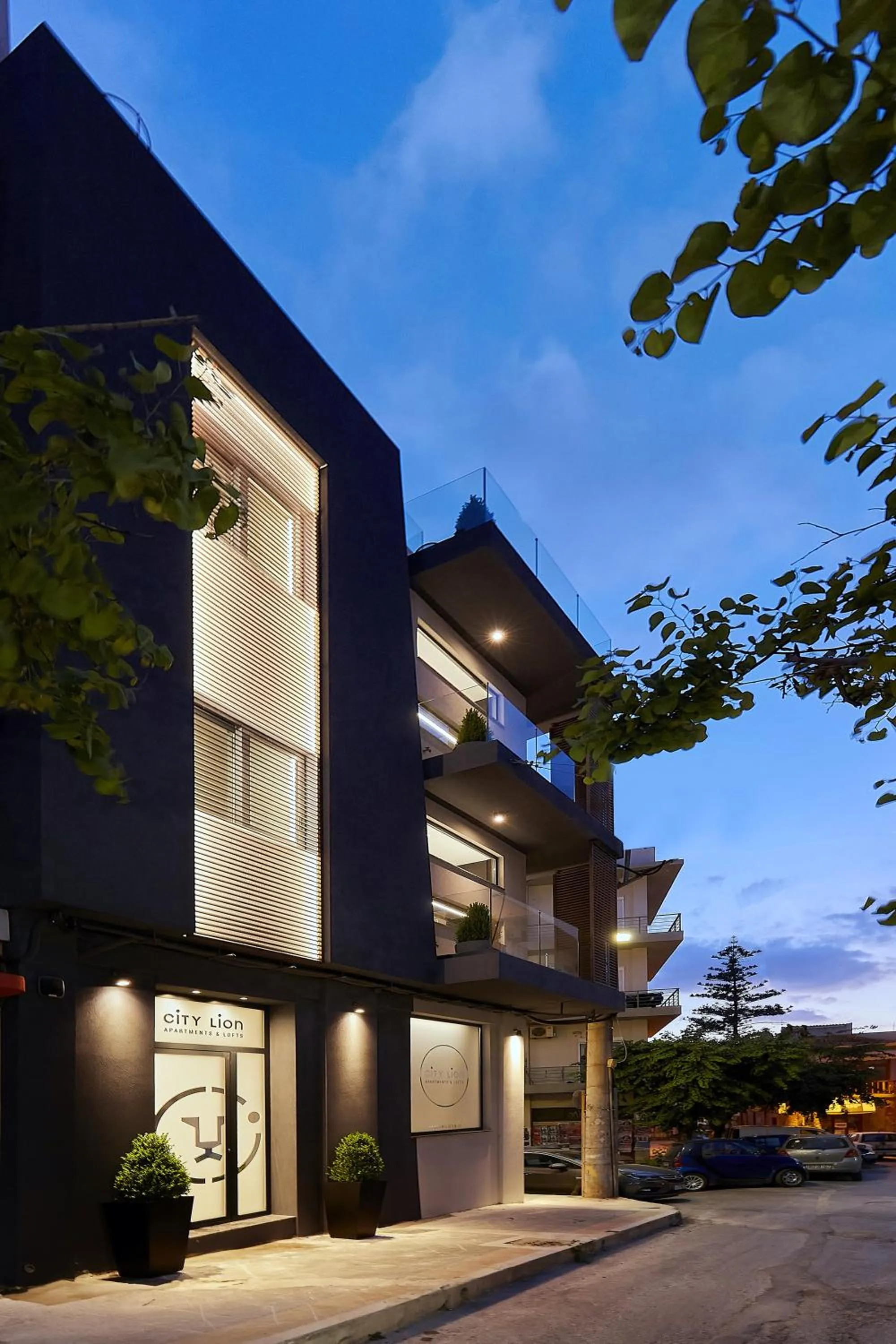 Property building in City Lion by Semavί