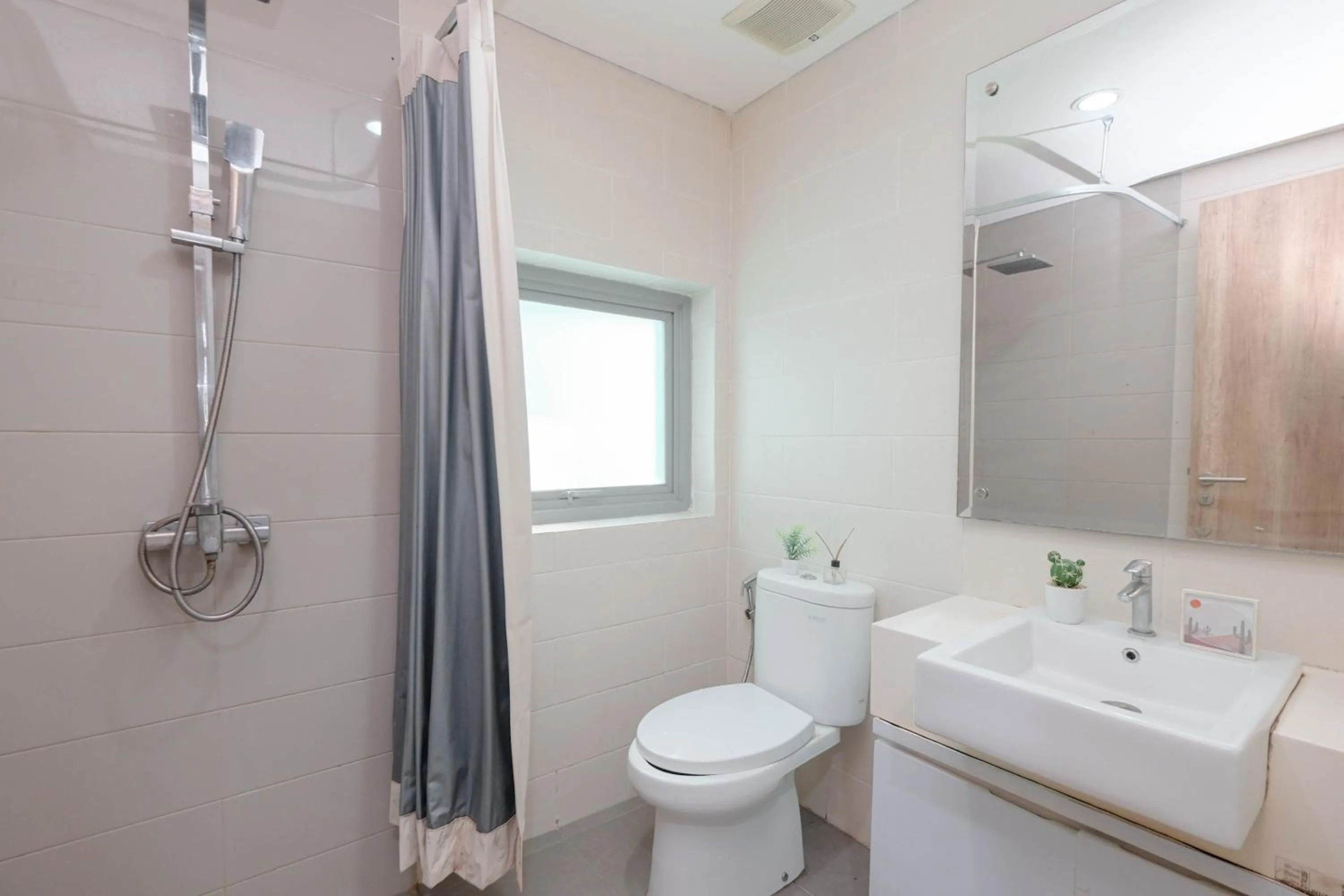 Fully Furnished 2BR Apartment at Pejaten Park Residence By Travelio