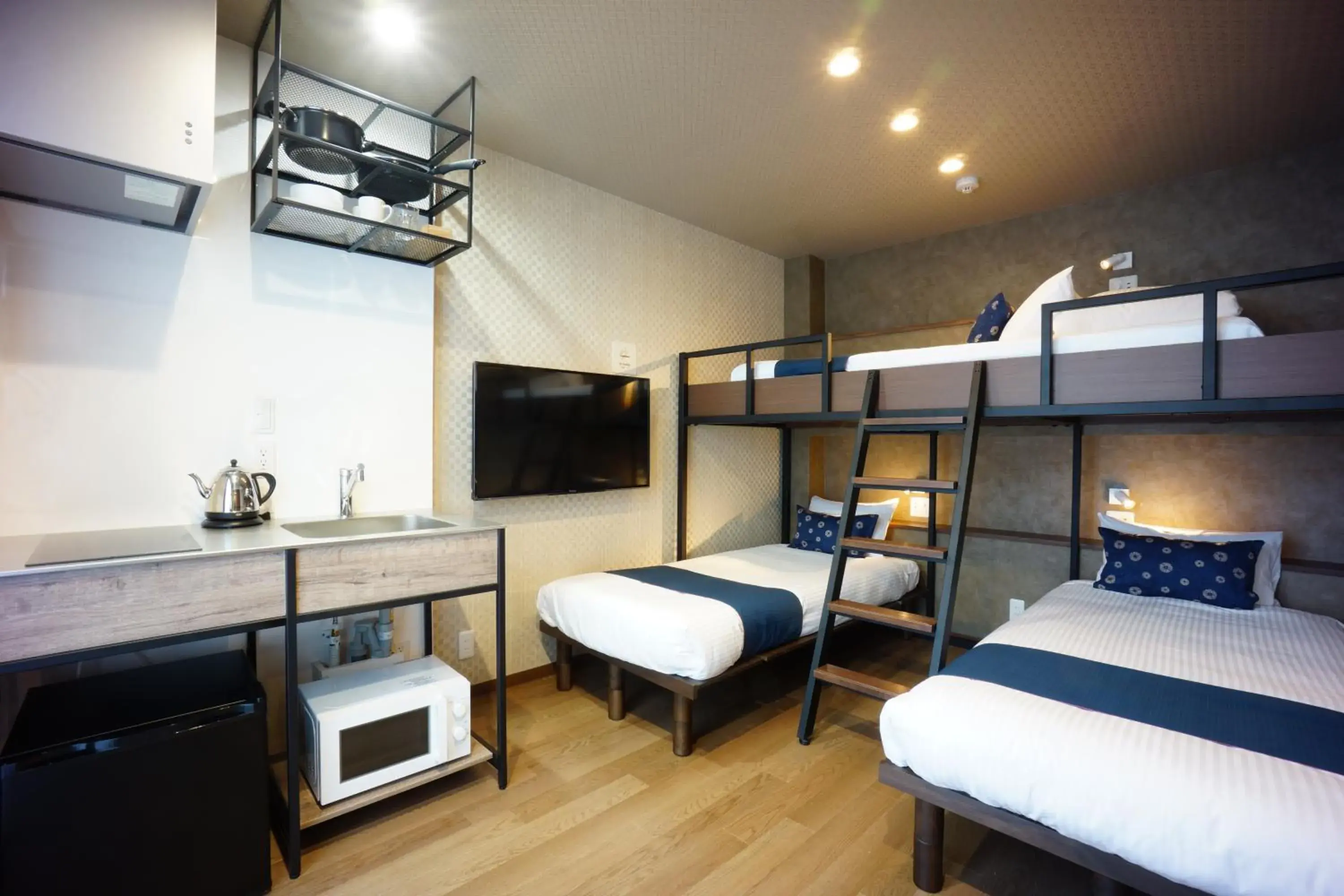 Photo of the whole room, Bed in RoNa Hotel Photo of the whole room, Bed in RoNa Hotel